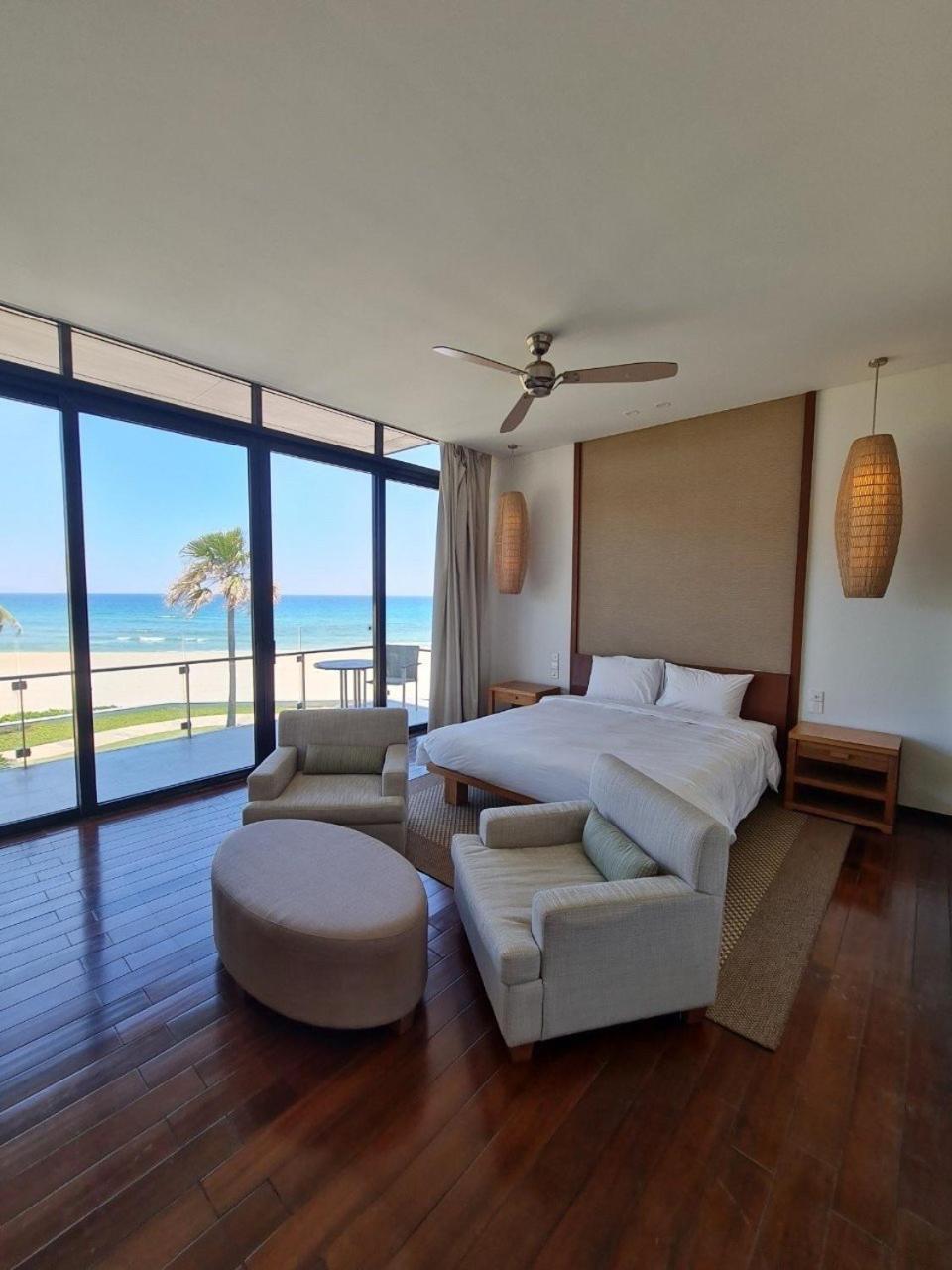 Beachview 3br With Private Pool Inside Hyattt Regency Da Nang