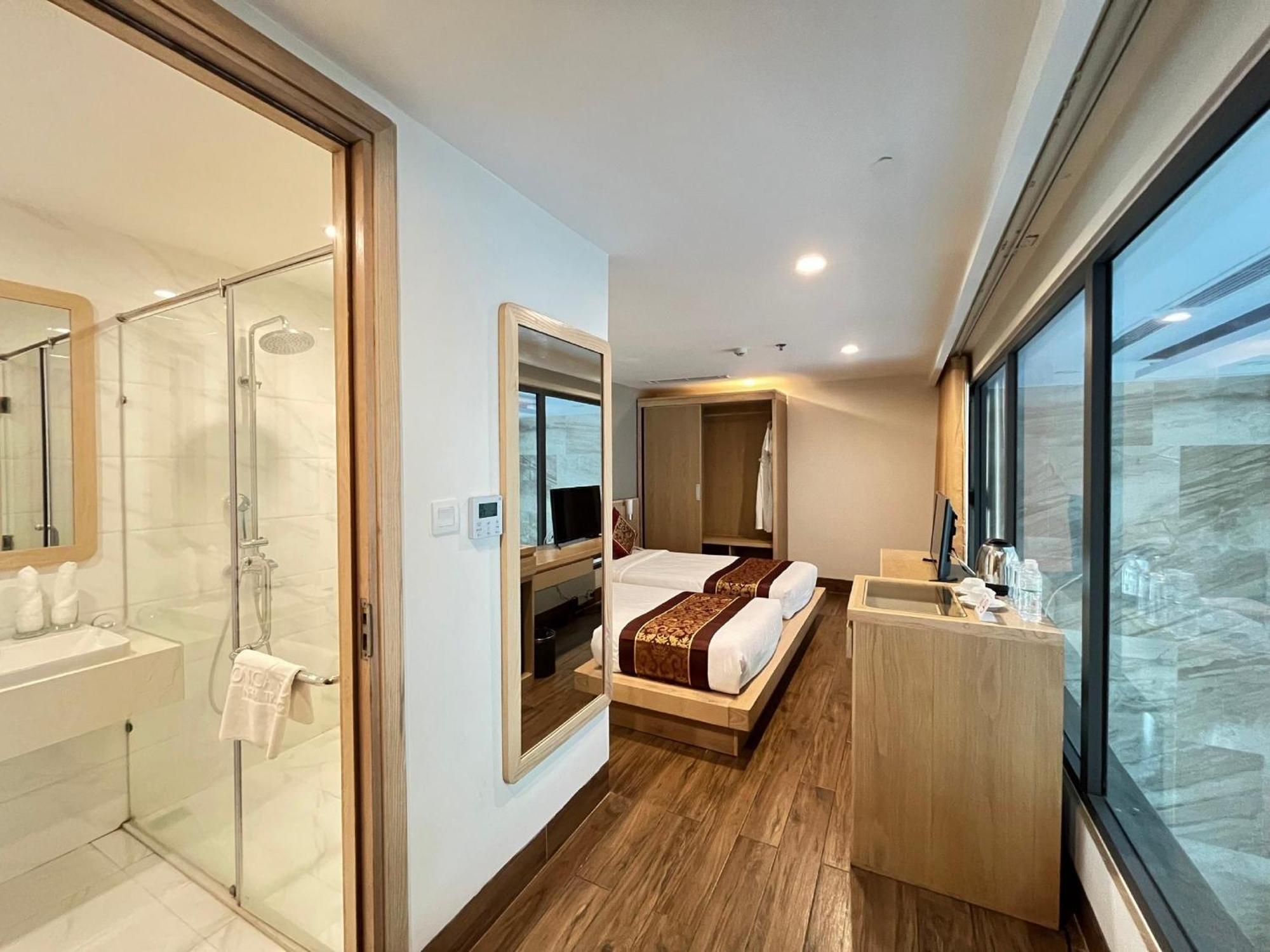 Hotel Gibson Nha Trang