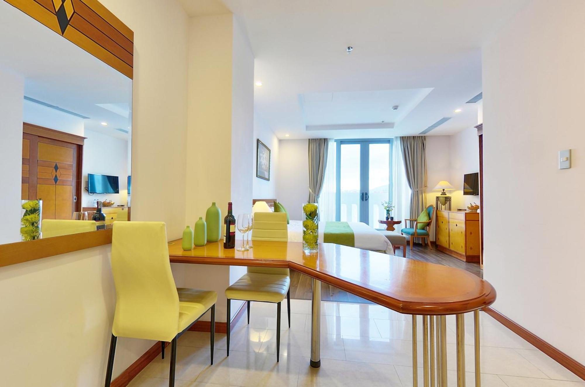 Richico And Aparthotel