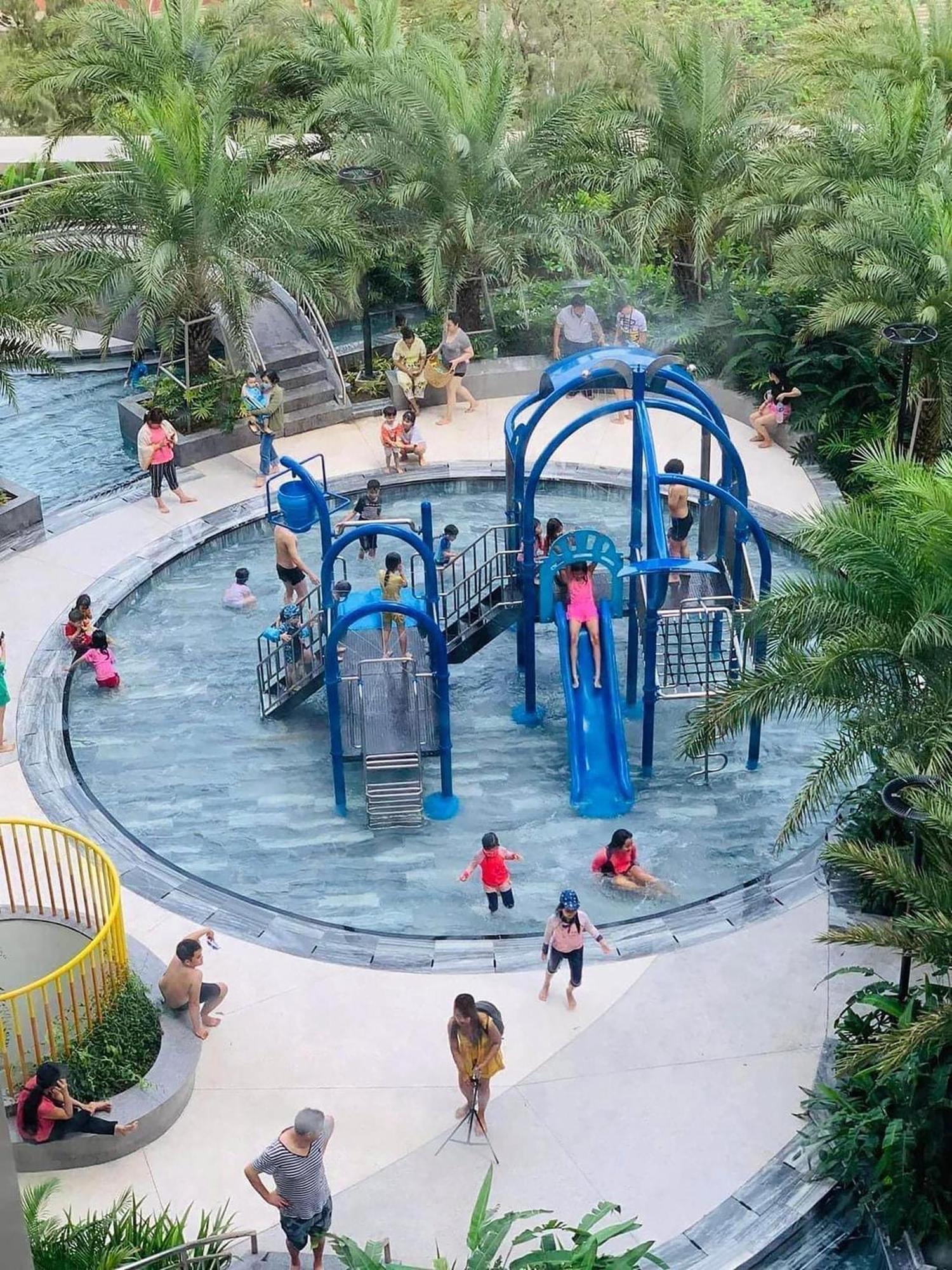 The Song Vung Tau-swimming Pool-near * Vung Tau
