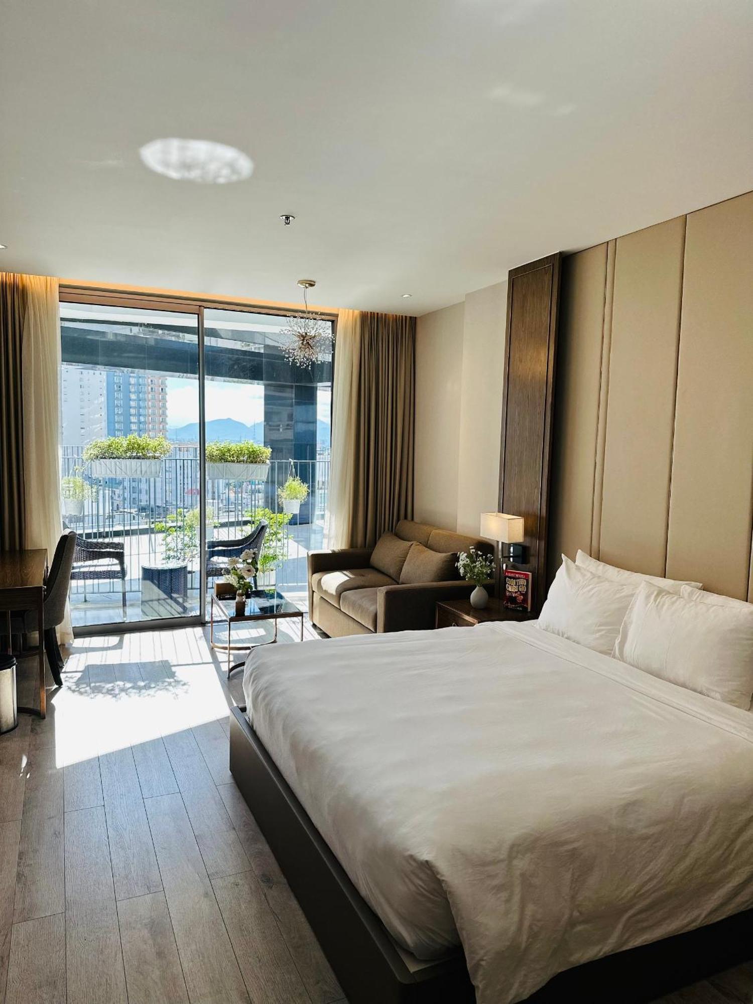 L'apartment And Signature Tours - Panorama Apartment Nha Trang