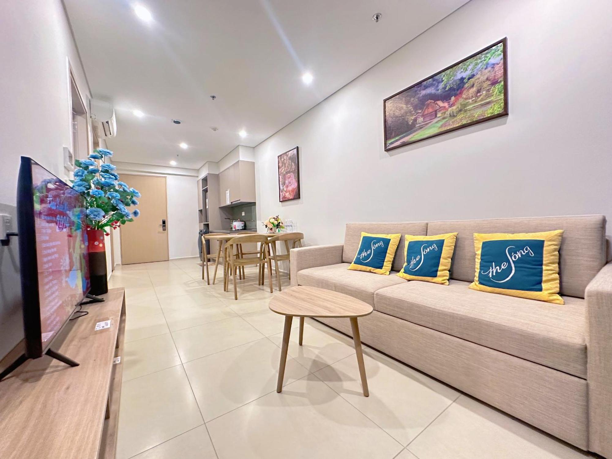 Apartment The Song Xinh *