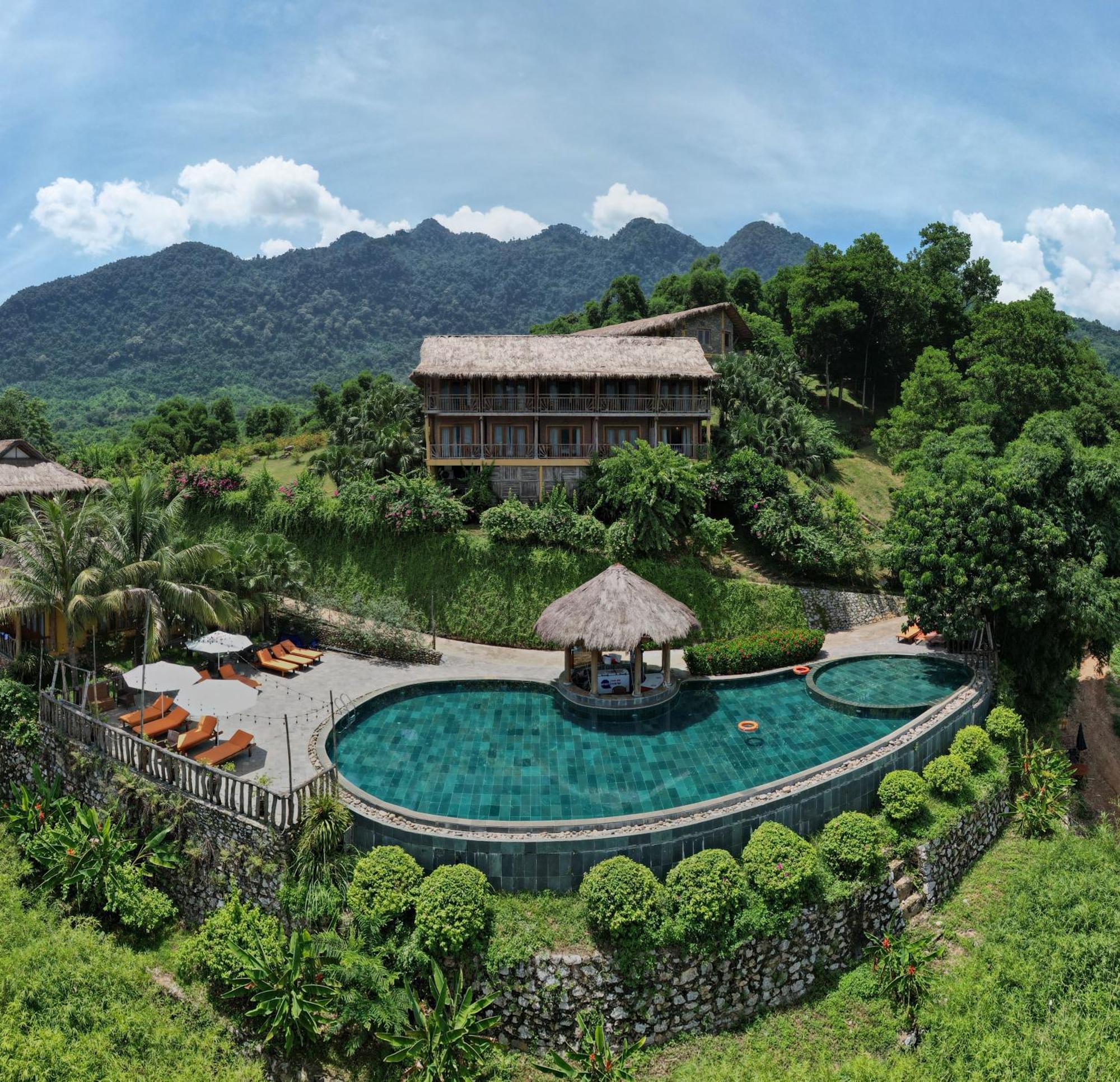 Resort Hideaway