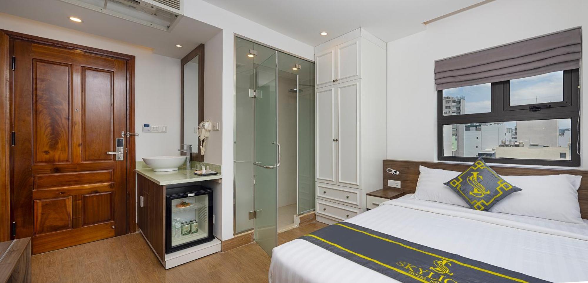 Skylight 3*