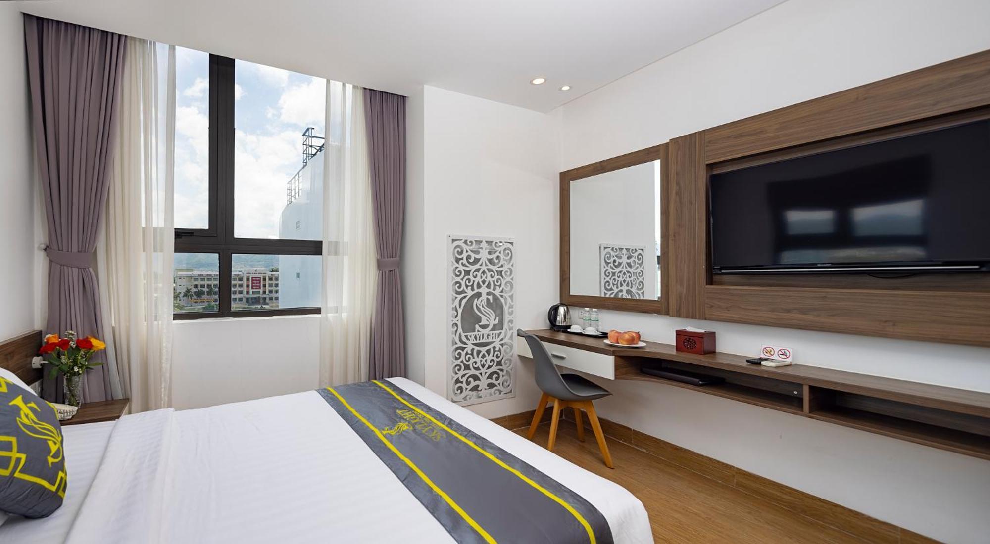 Skylight 3*