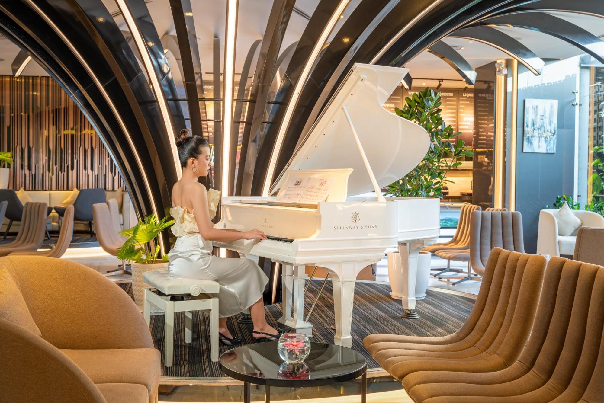 Premier Pearl Hotel 4*