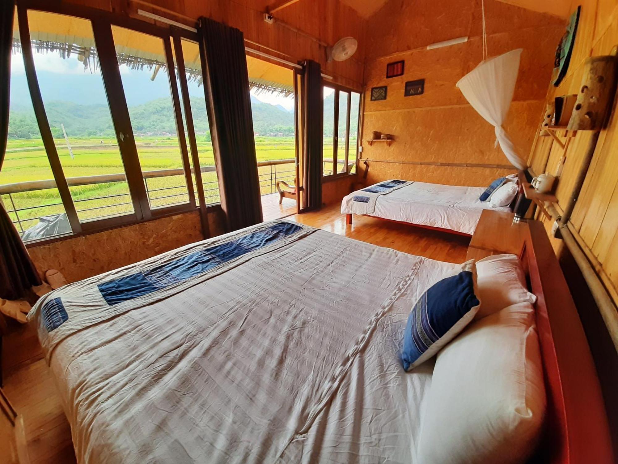 Little Homestay *