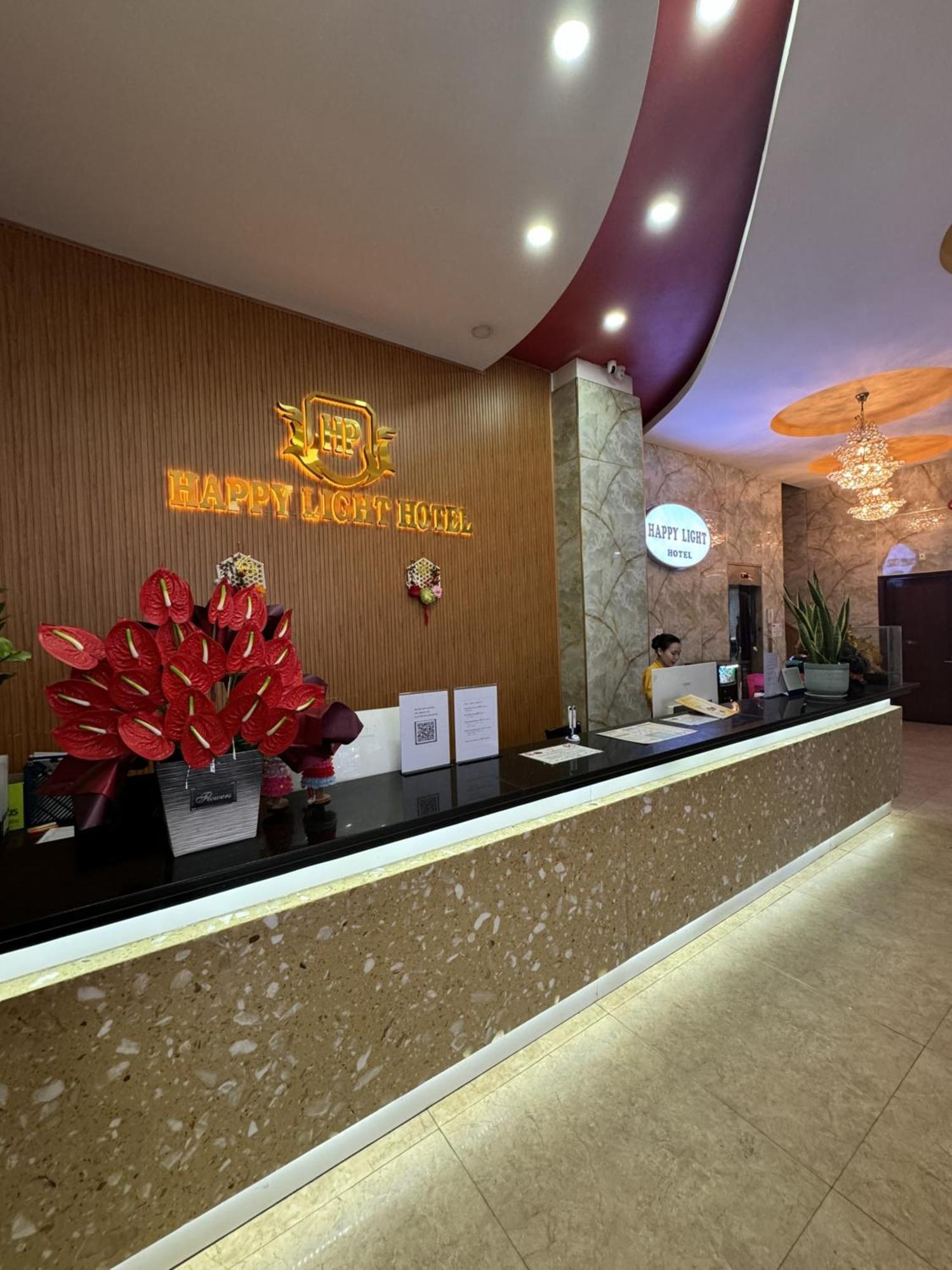 Happy Light Hotel 4*
