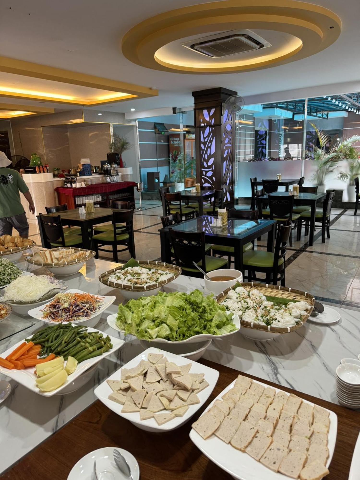 Happy Light Hotel Nha Trang