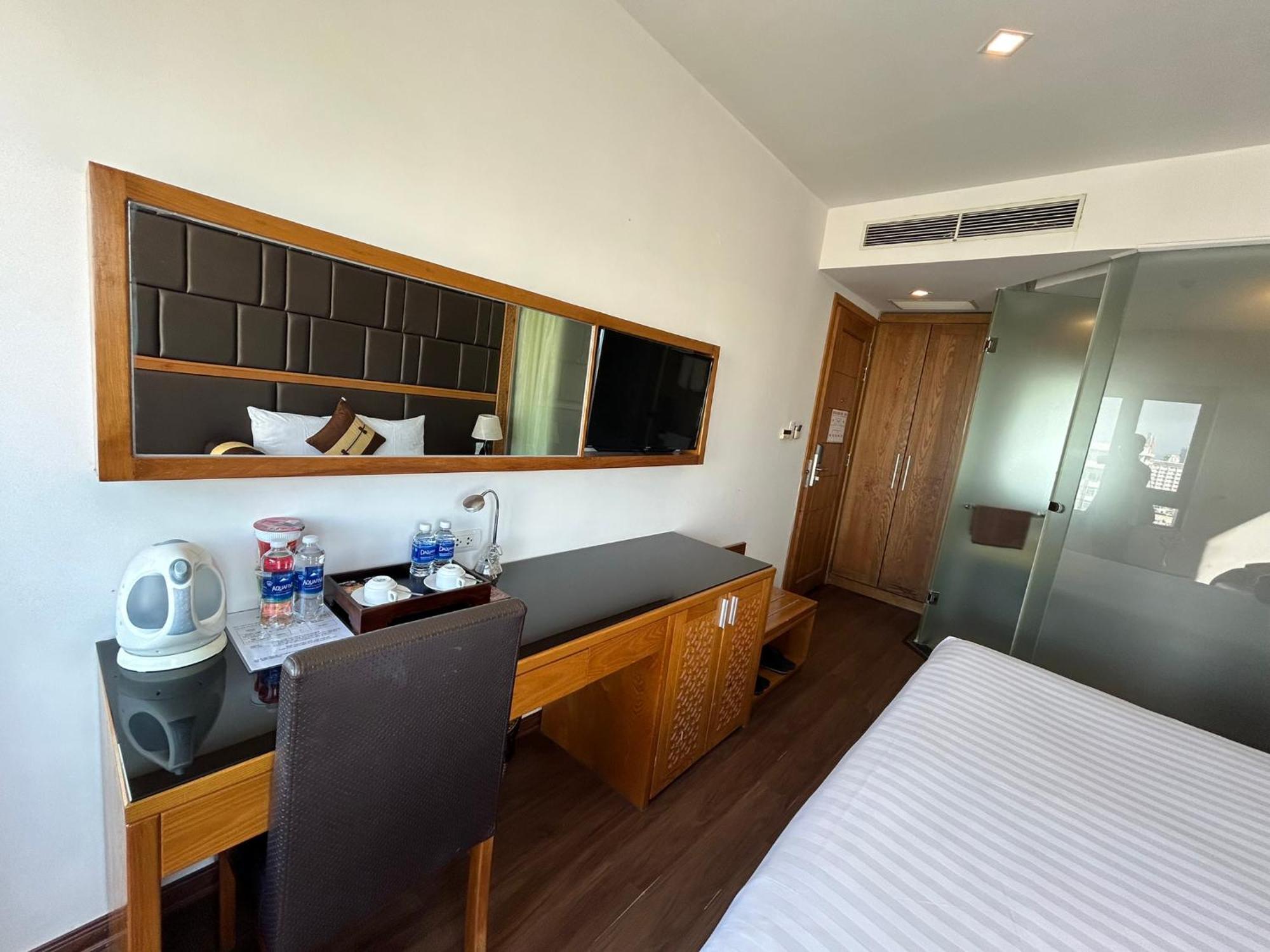 Hotel Bliss Luxury