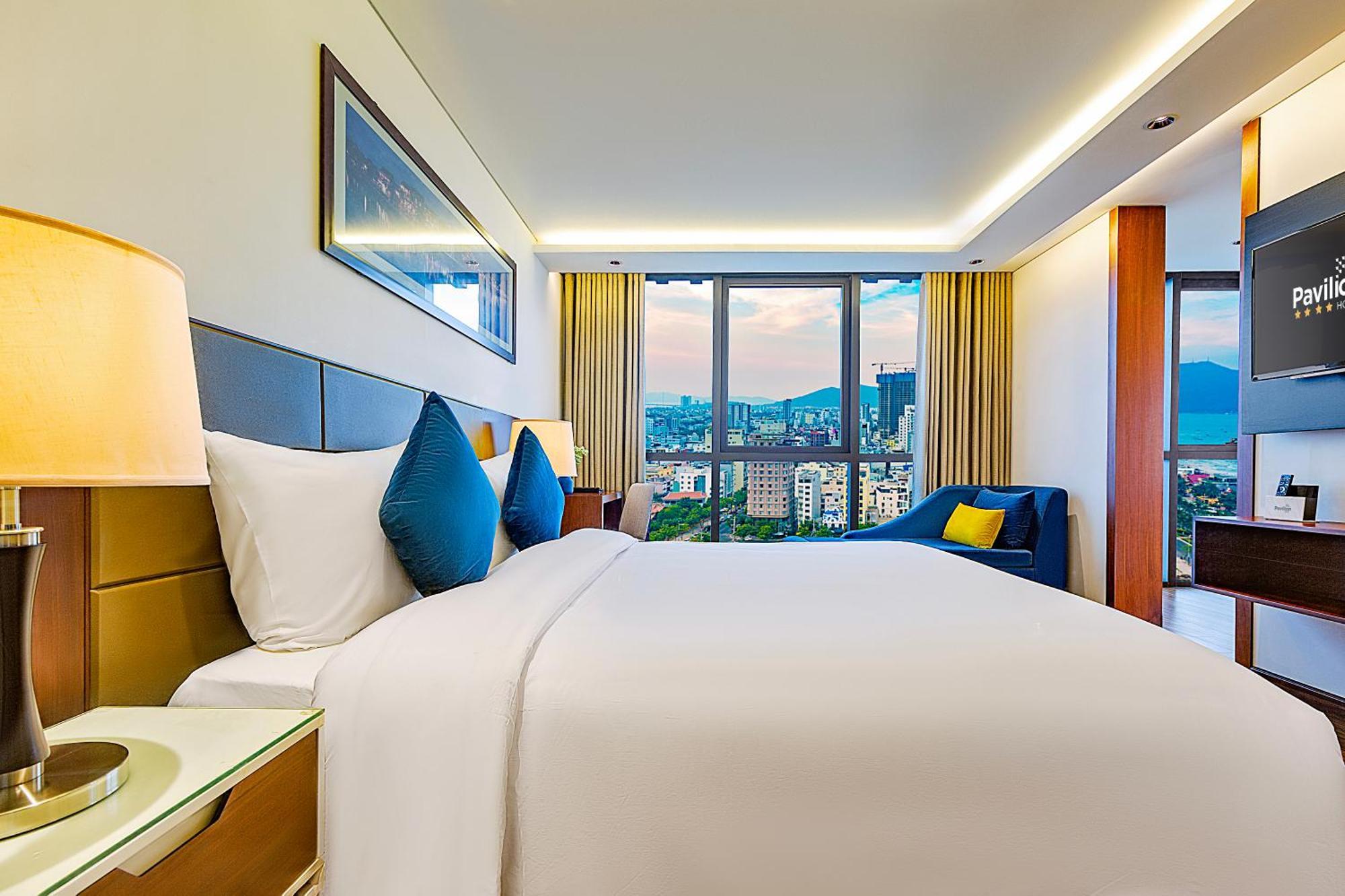 Pavilion 4*