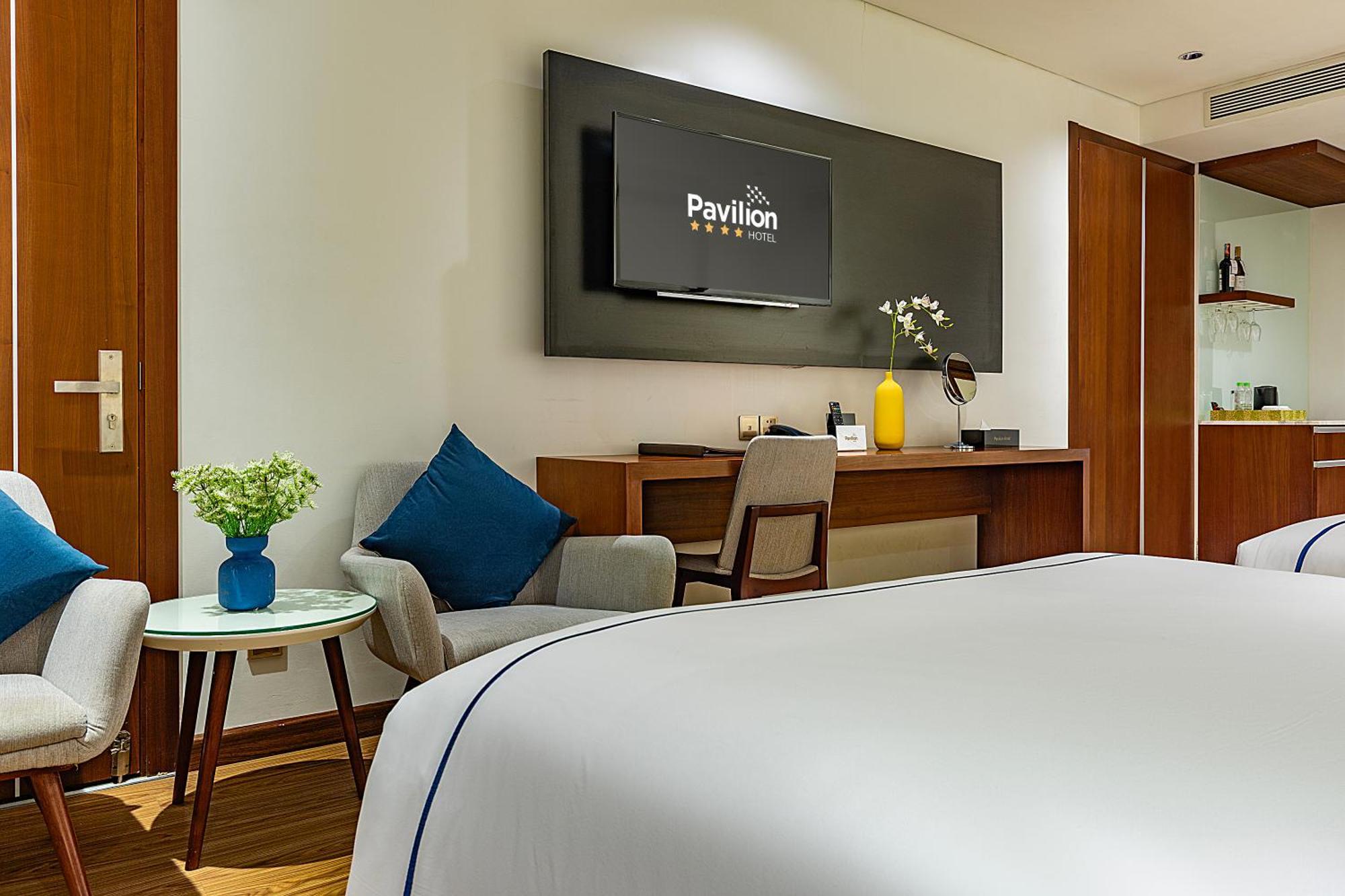 Pavilion Hotel 4*