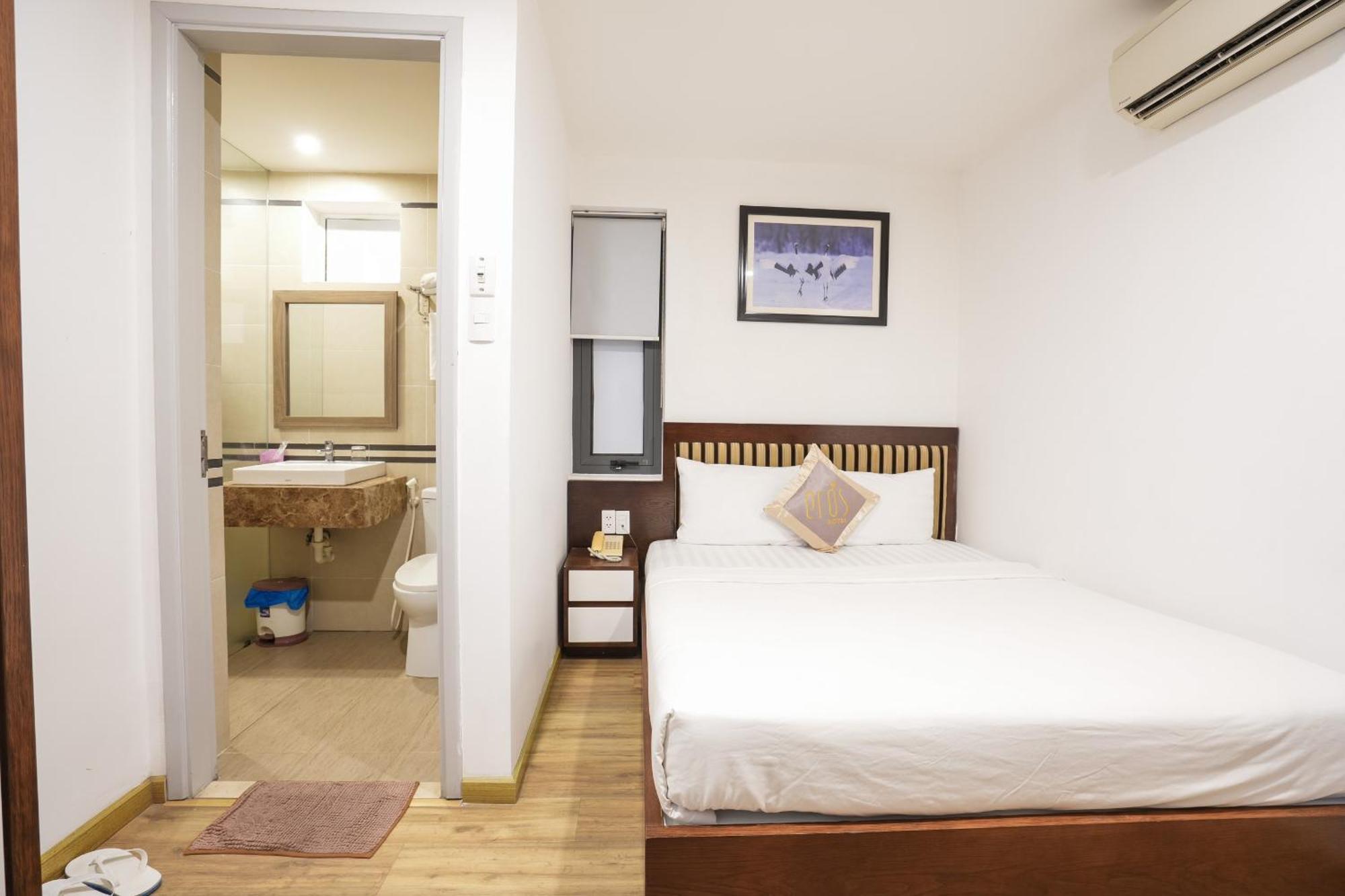 Hotel Eros 2*