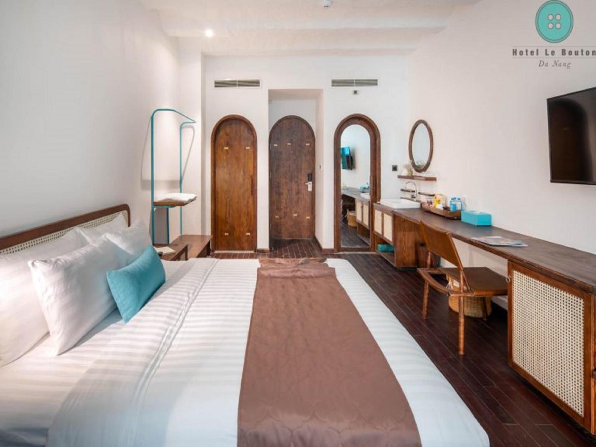 Le Bouton Hotel 4*
