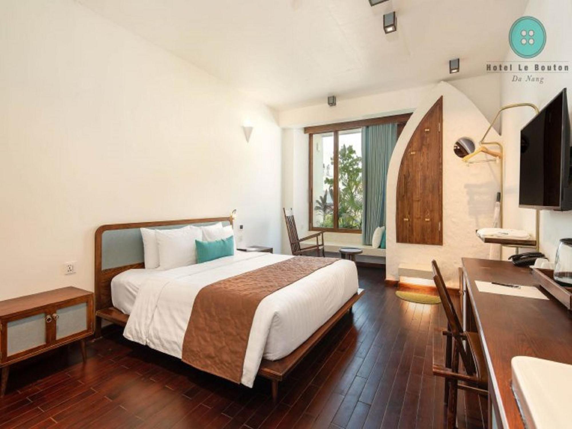 Hotel Le Bouton 4*