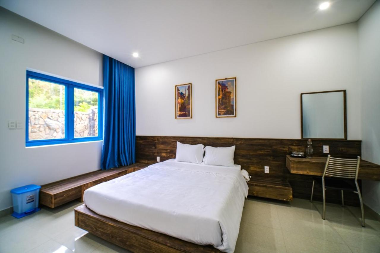 Cy'sea Guest house