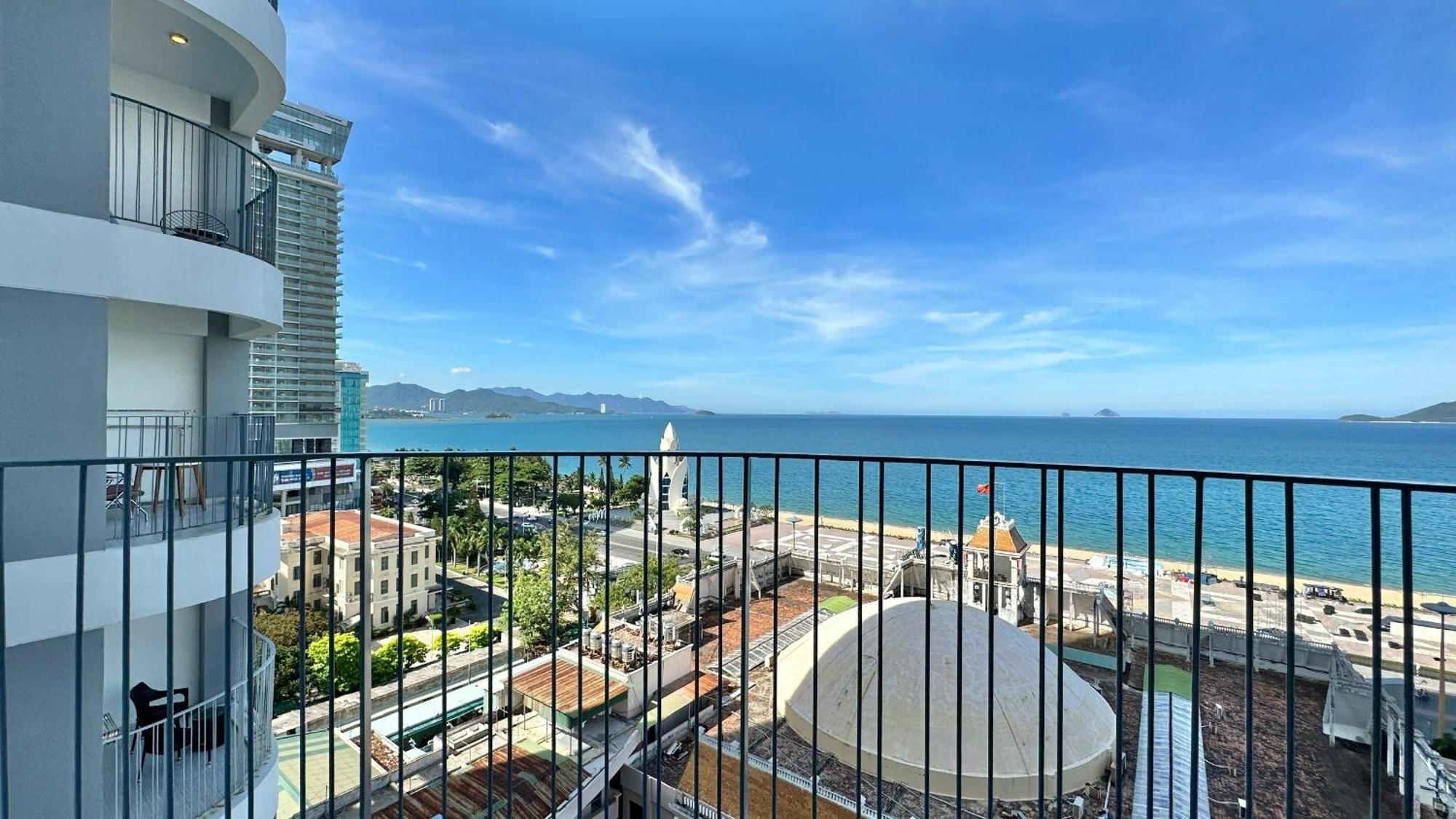 L'apartment And Signature Tours - Panorama Nha Trang