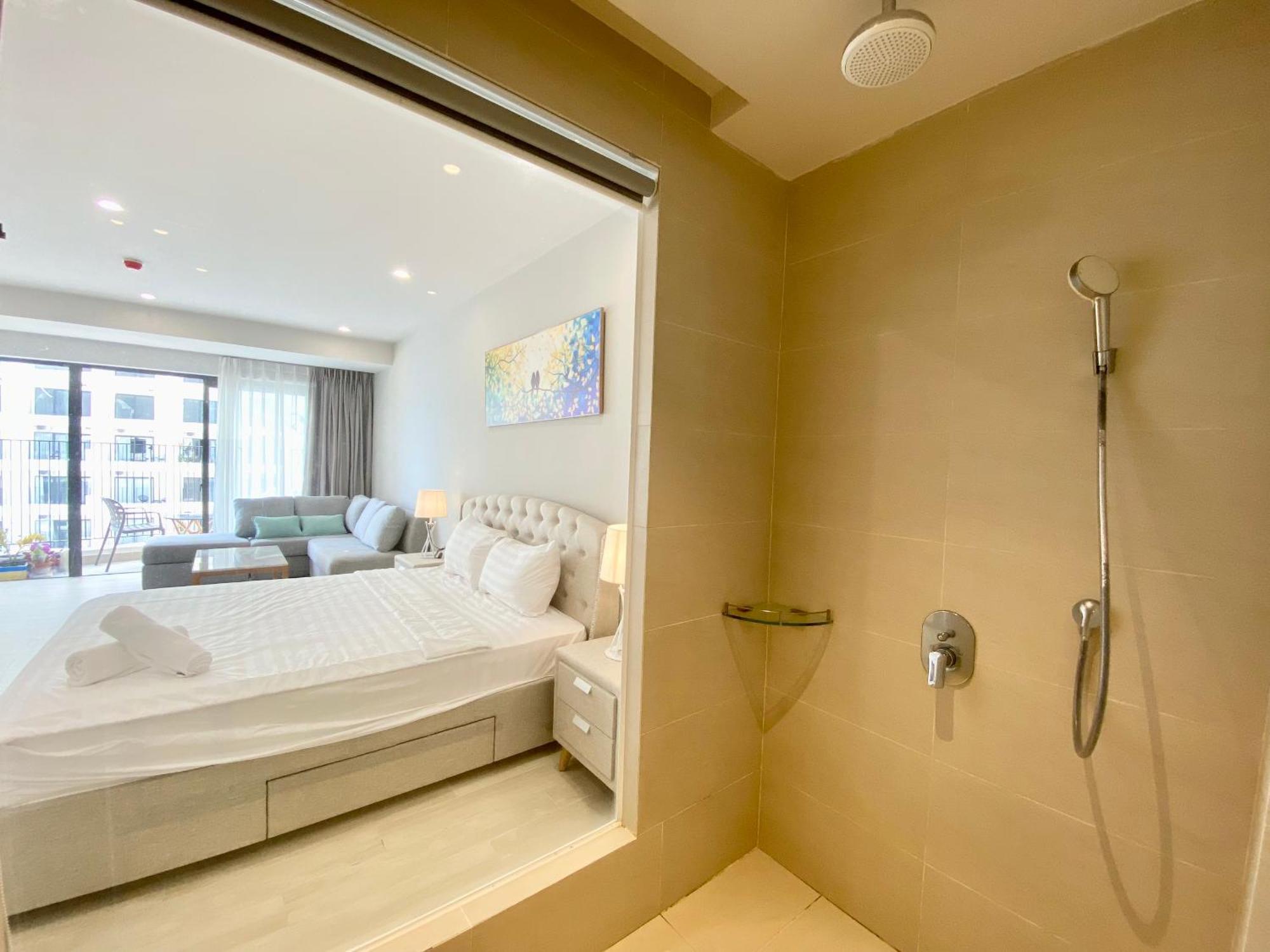 Wise Gold Coast Apartment Nha Trang
