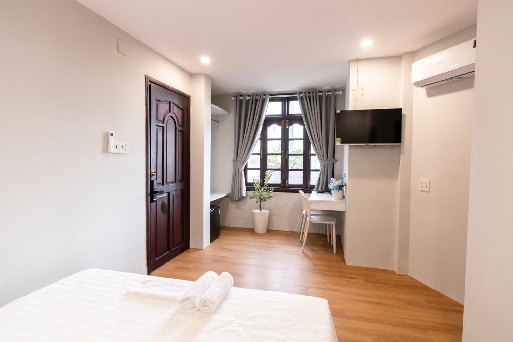 Hotel Cosmos By Ht 2*