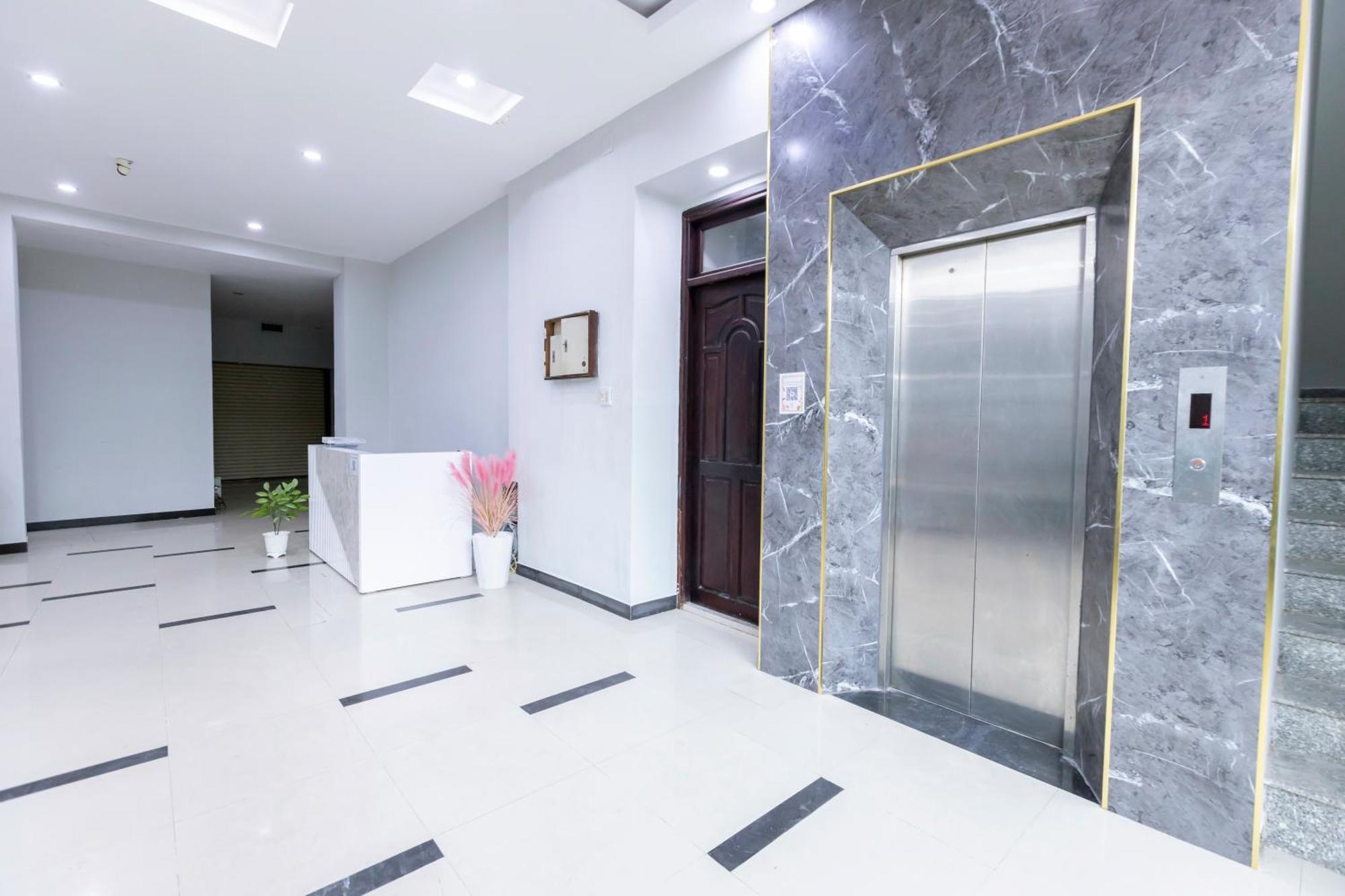 Hotel Cosmos By Ht Nha Trang