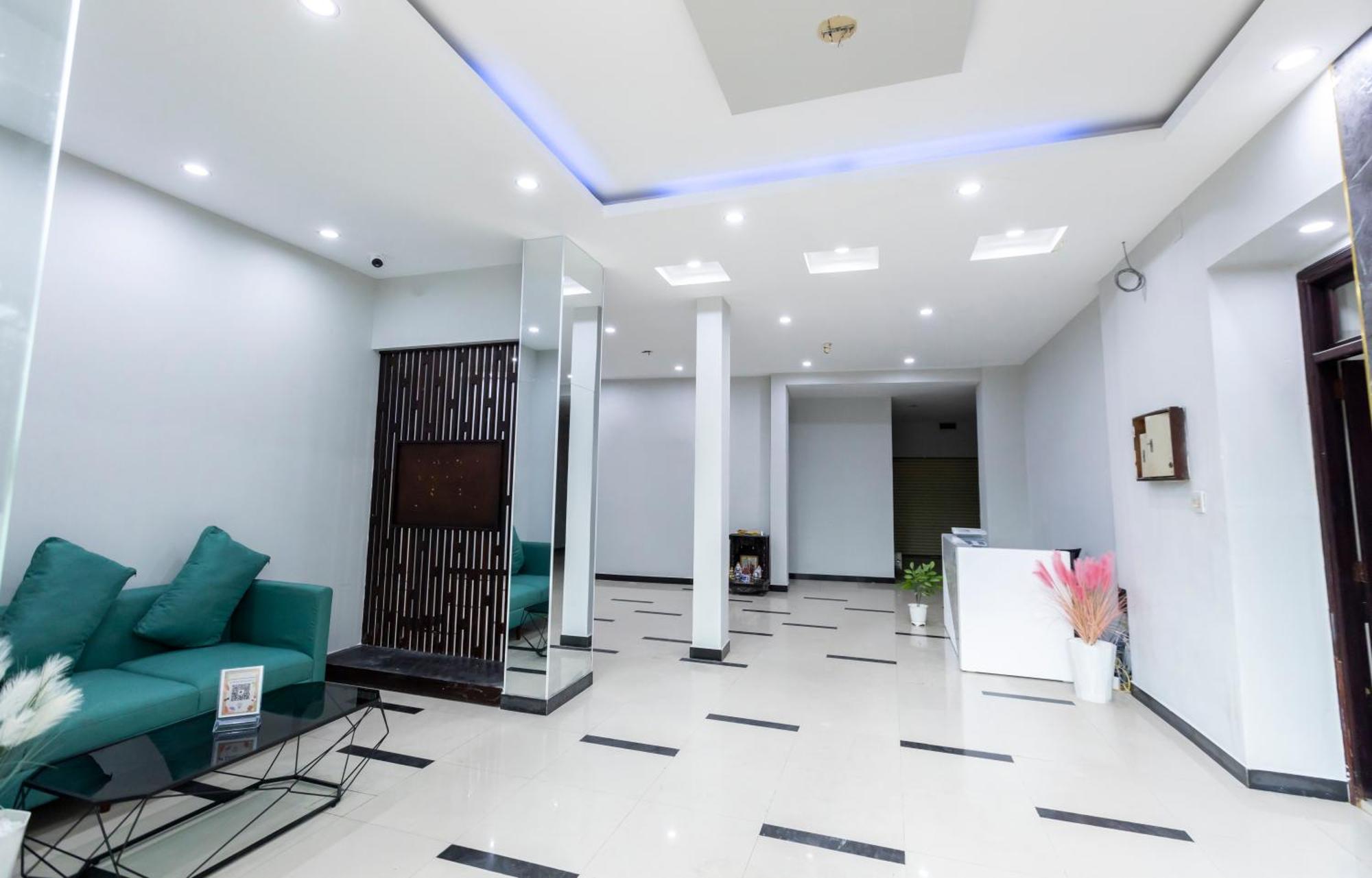 Hotel Cosmos By Ht