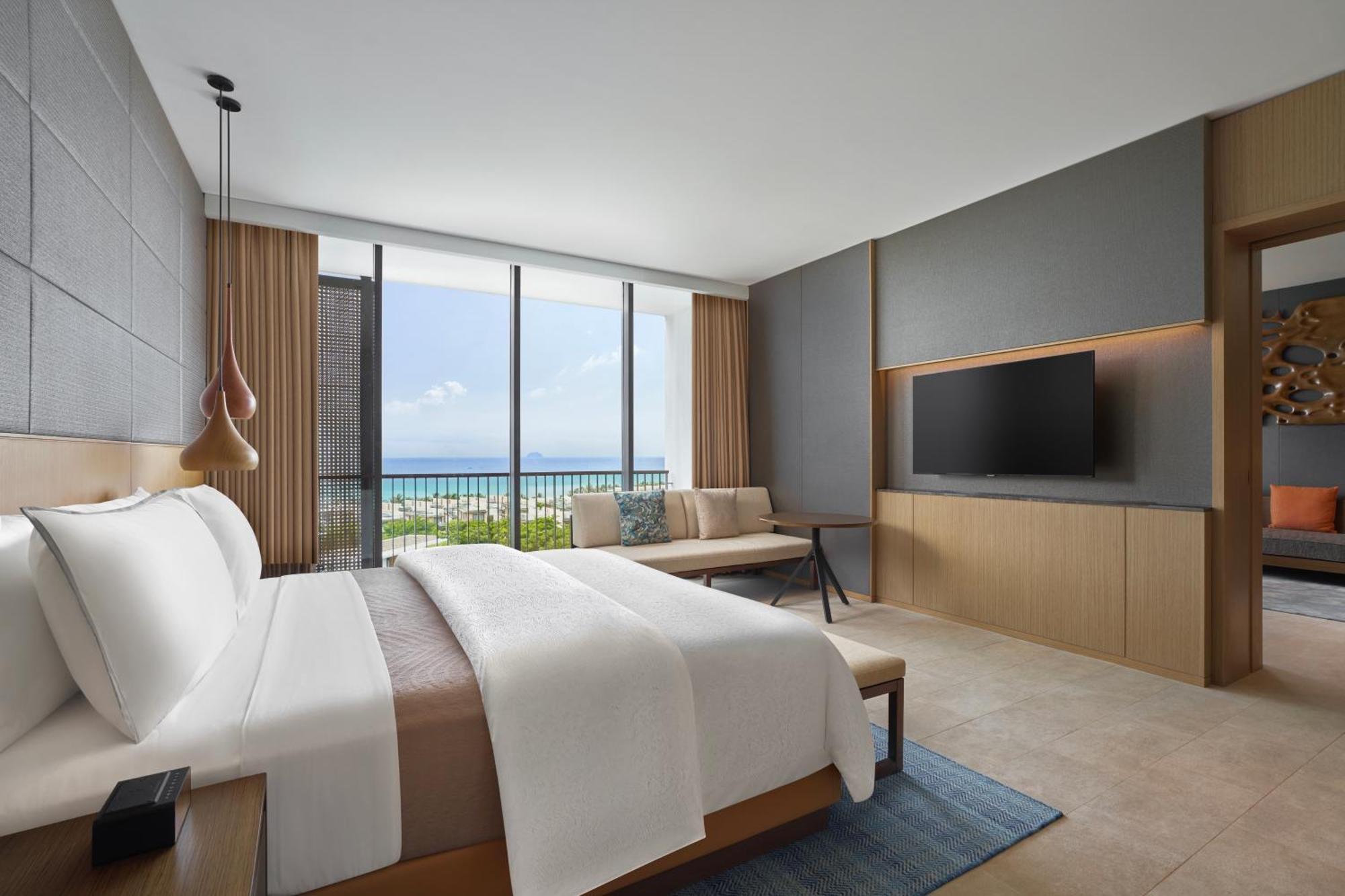 Hotel The Westin & 5*