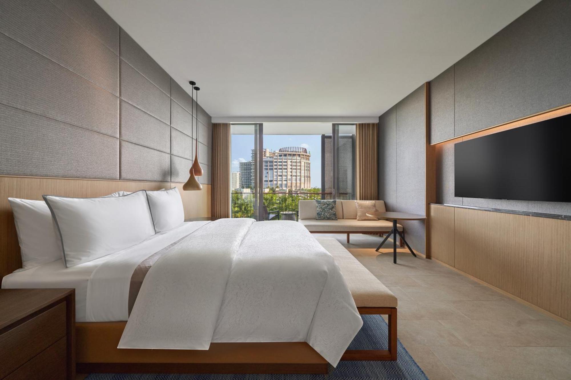 Hotel The Westin & 5*