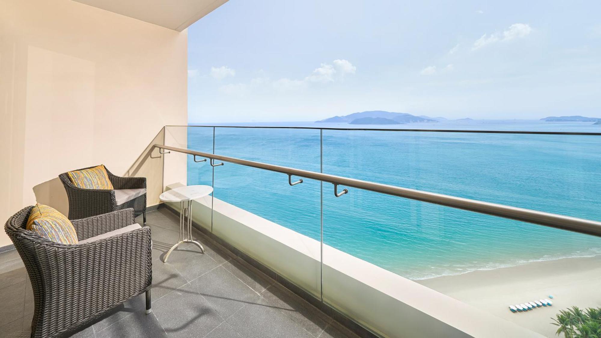 Intercontinental Residences By Ihg Hotel 5*