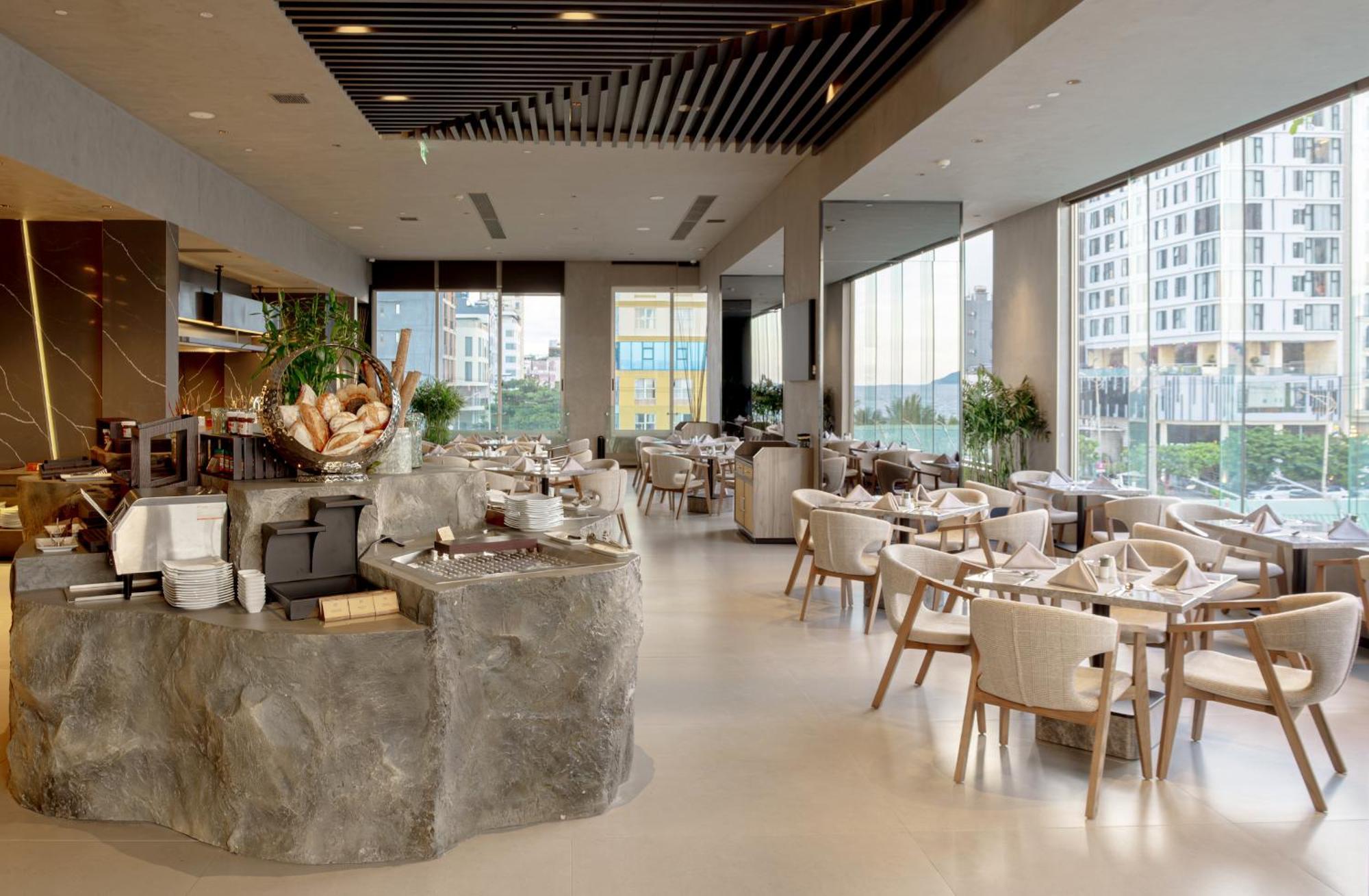 M Hotel
