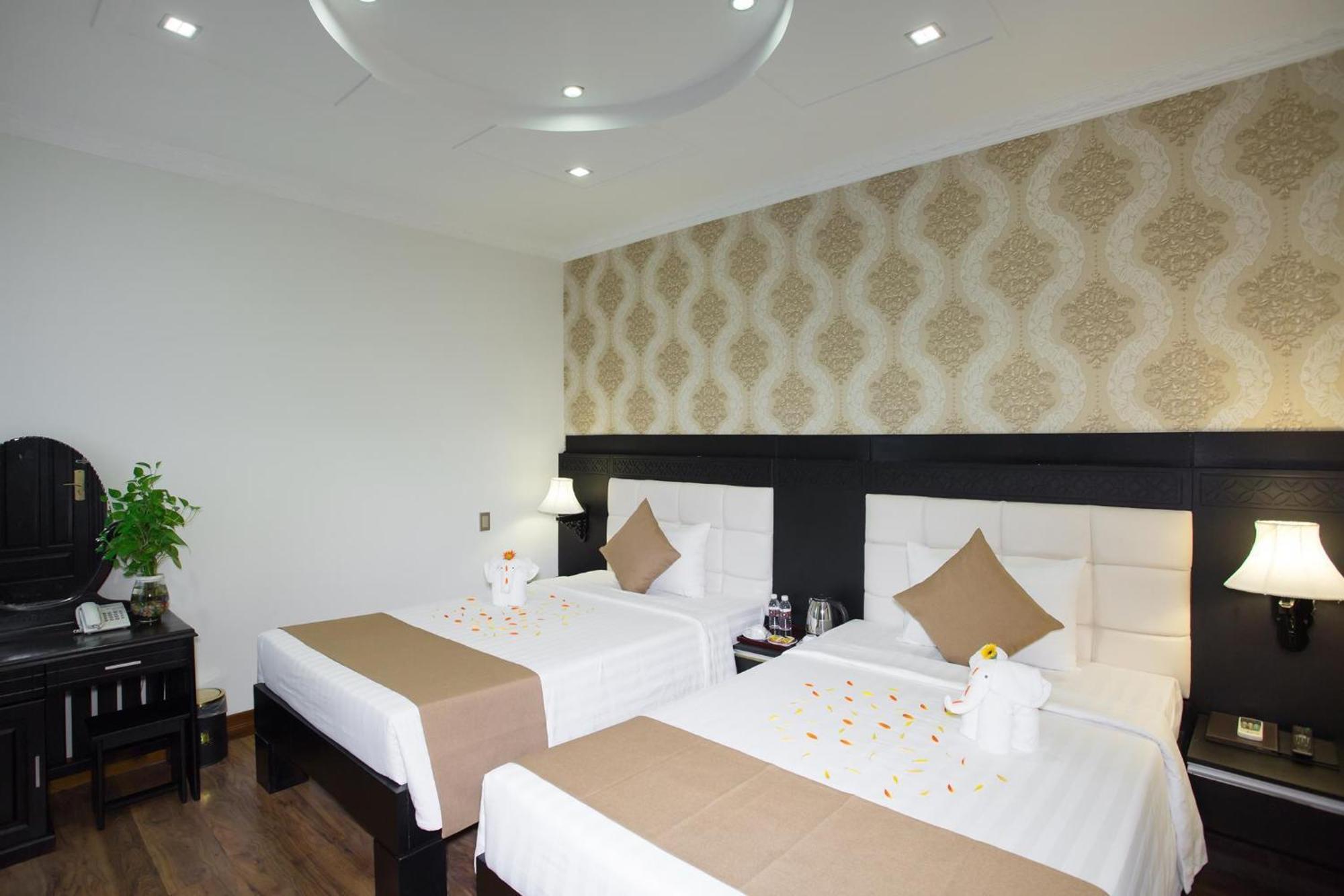 Hotel Adina 3 Star