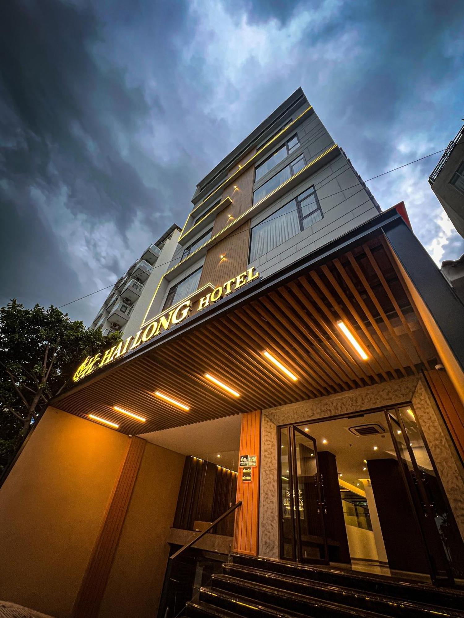 Hotel Long 1 2*