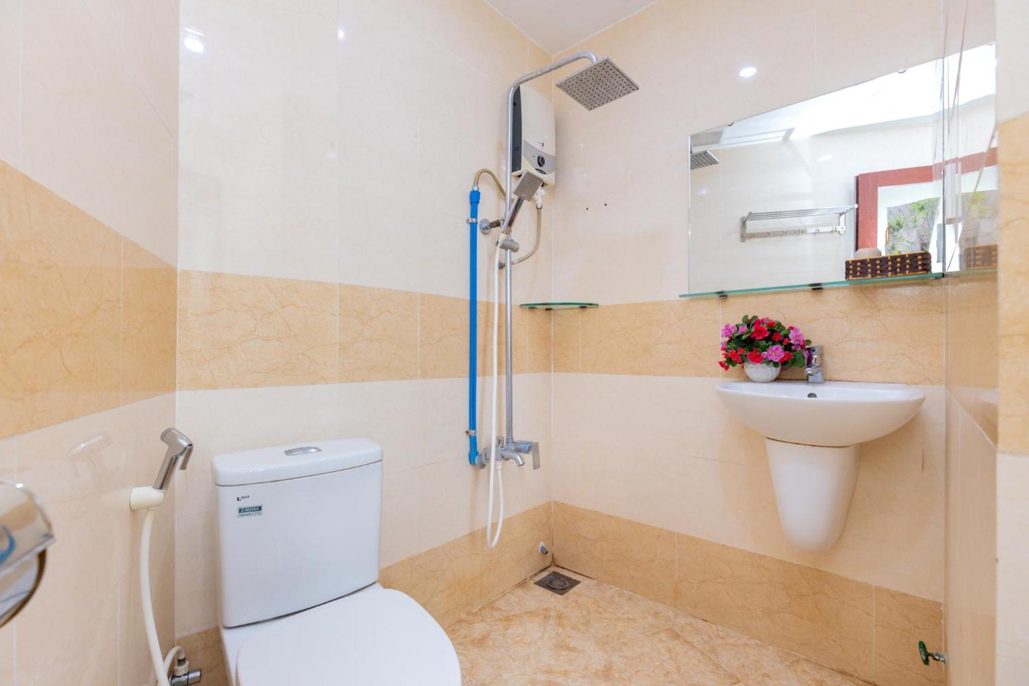 Bien Vang Hotel