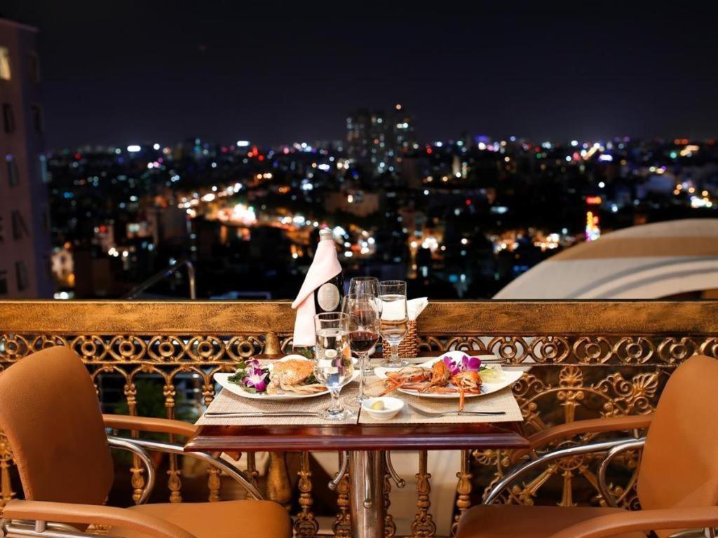 New Pacific 4* TP. Hồ Chí Minh