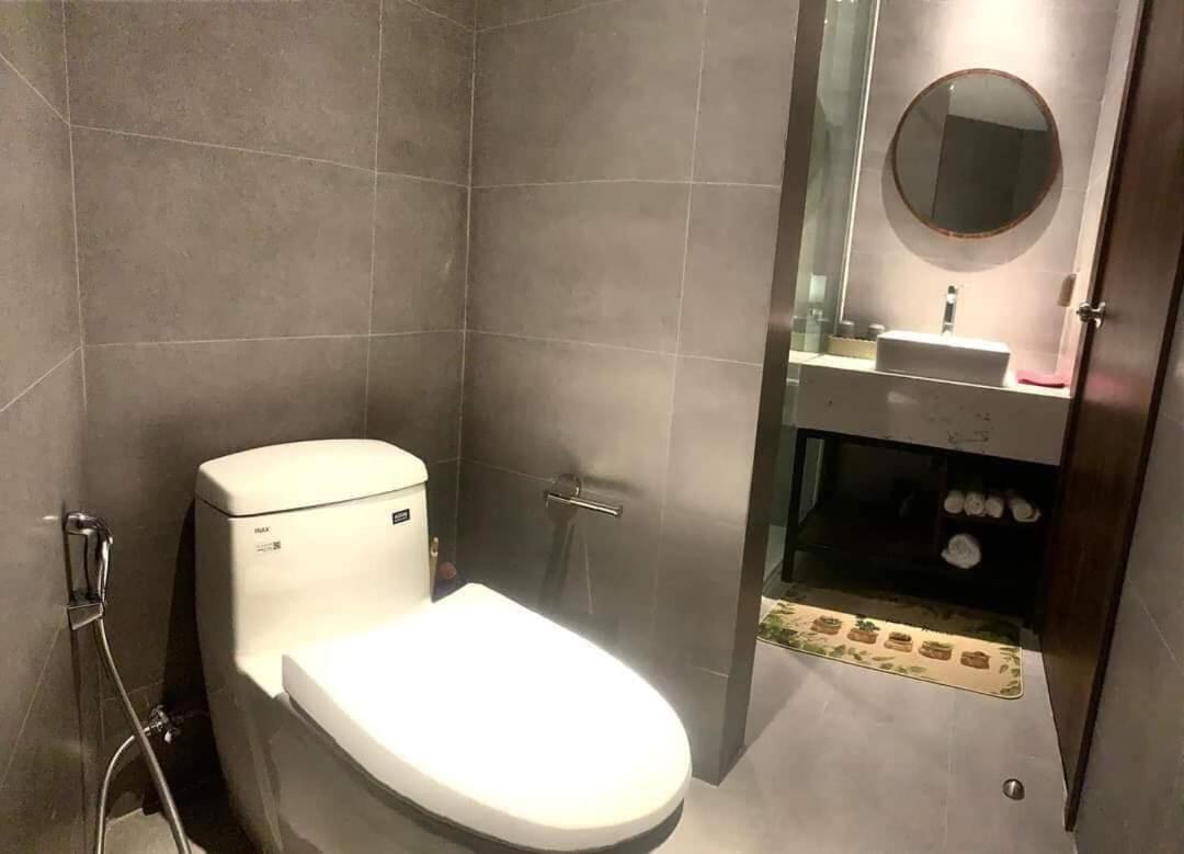 Happy Seaview - The Arena Resort Cam Ranh