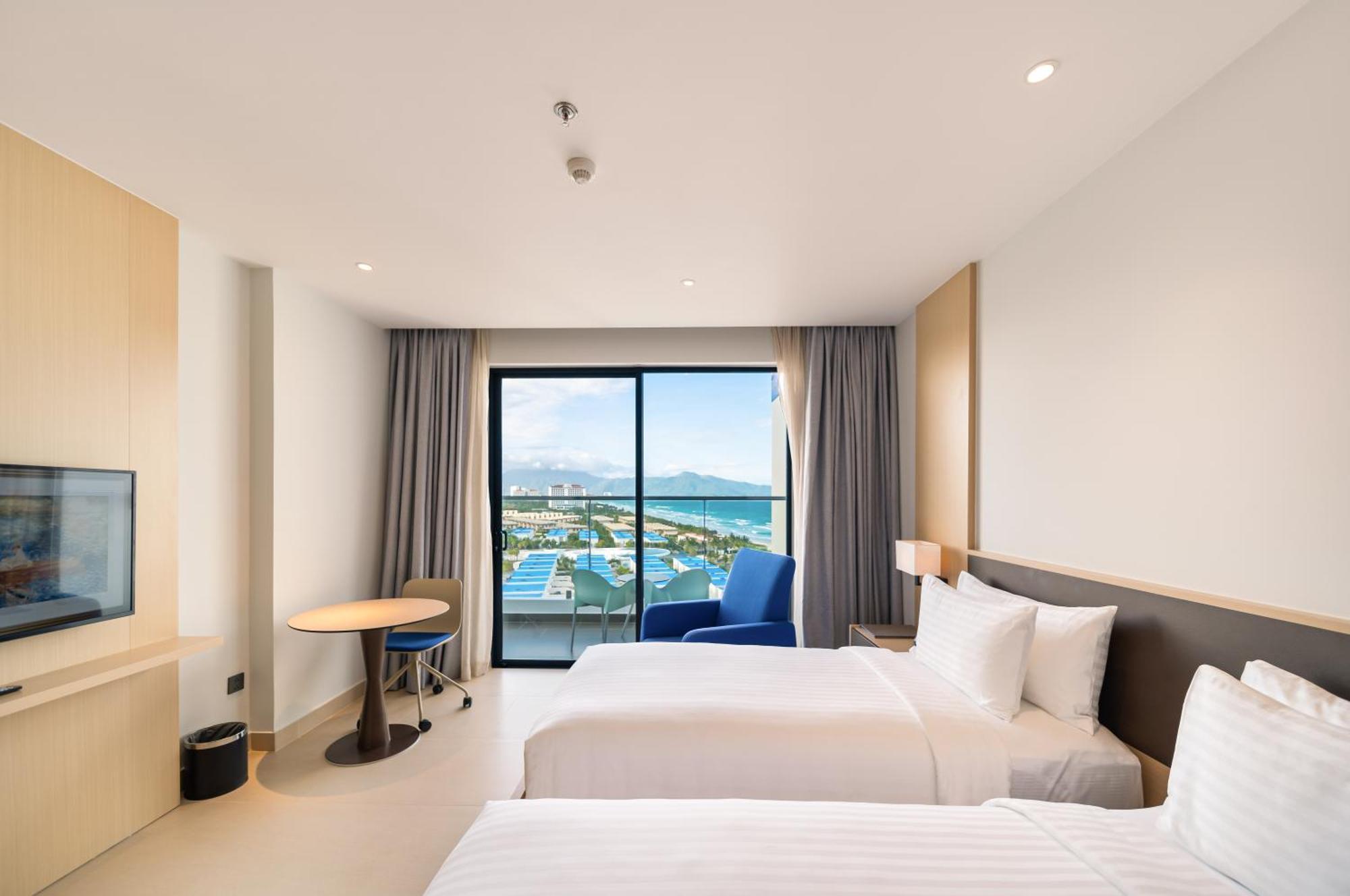 Happy Seaview - The Arena * Cam Ranh