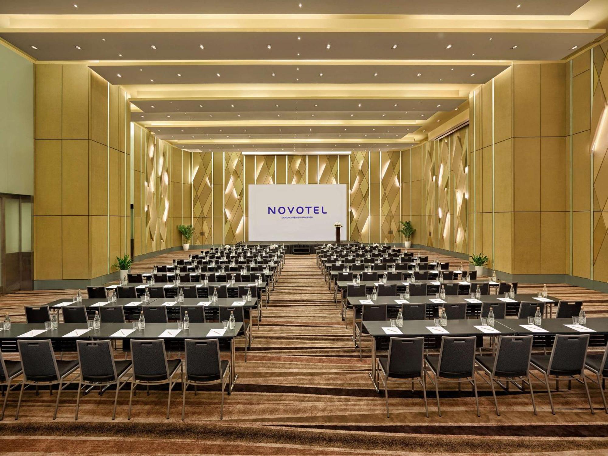 Novotel Premier River 5* Đà Nẵng
