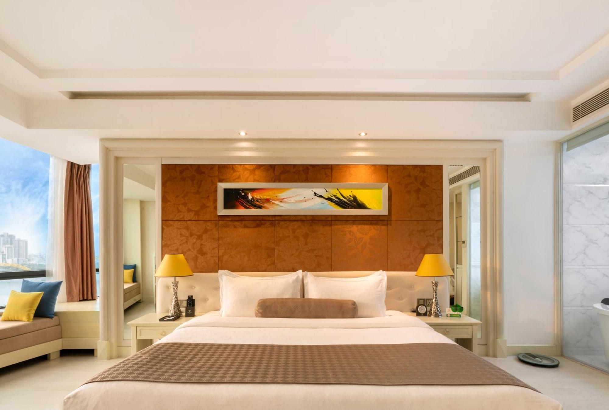 Brilliant - Afternoon Tea Inclusive Hotel 4*