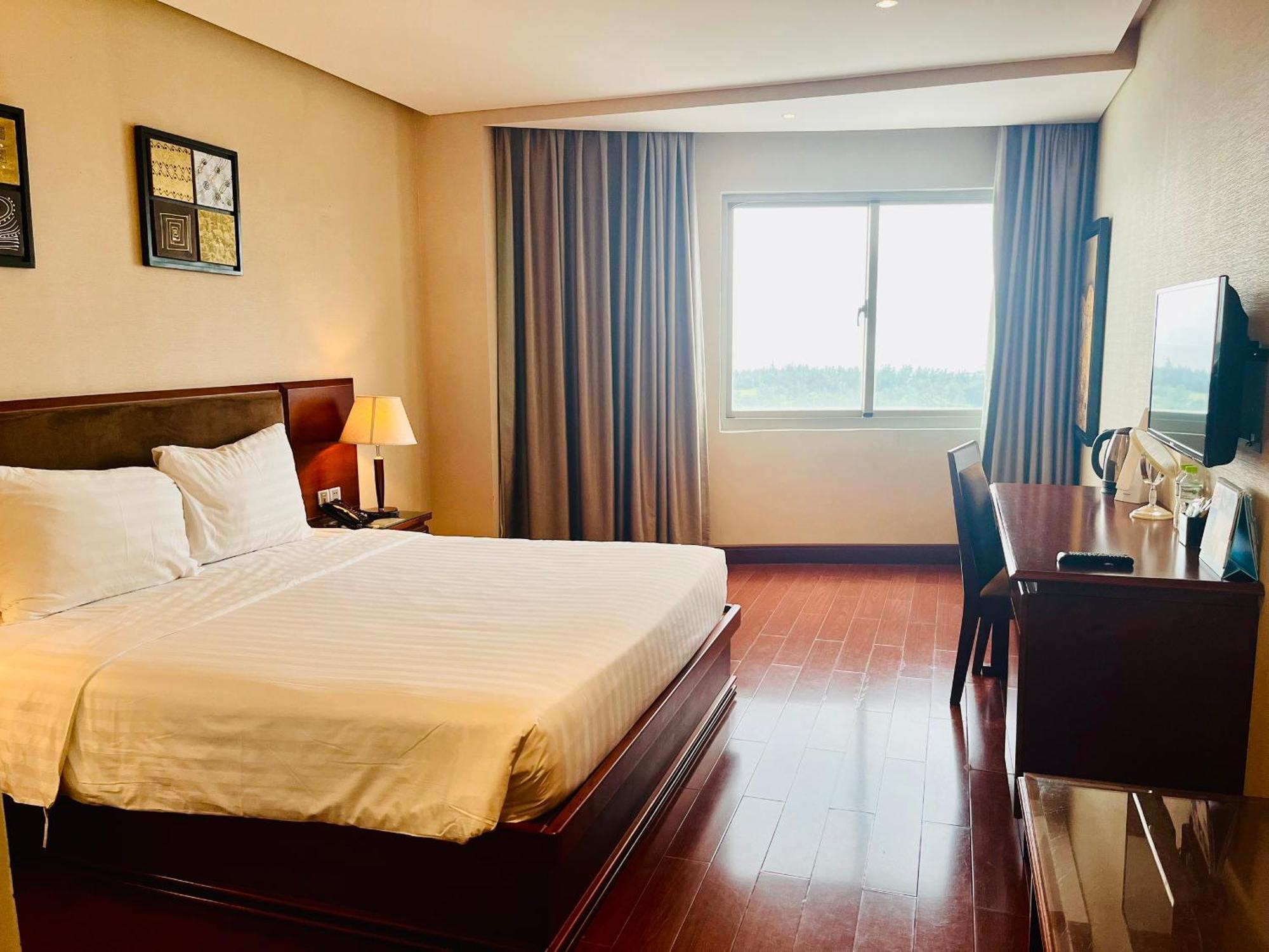 Stay Hotel 4*