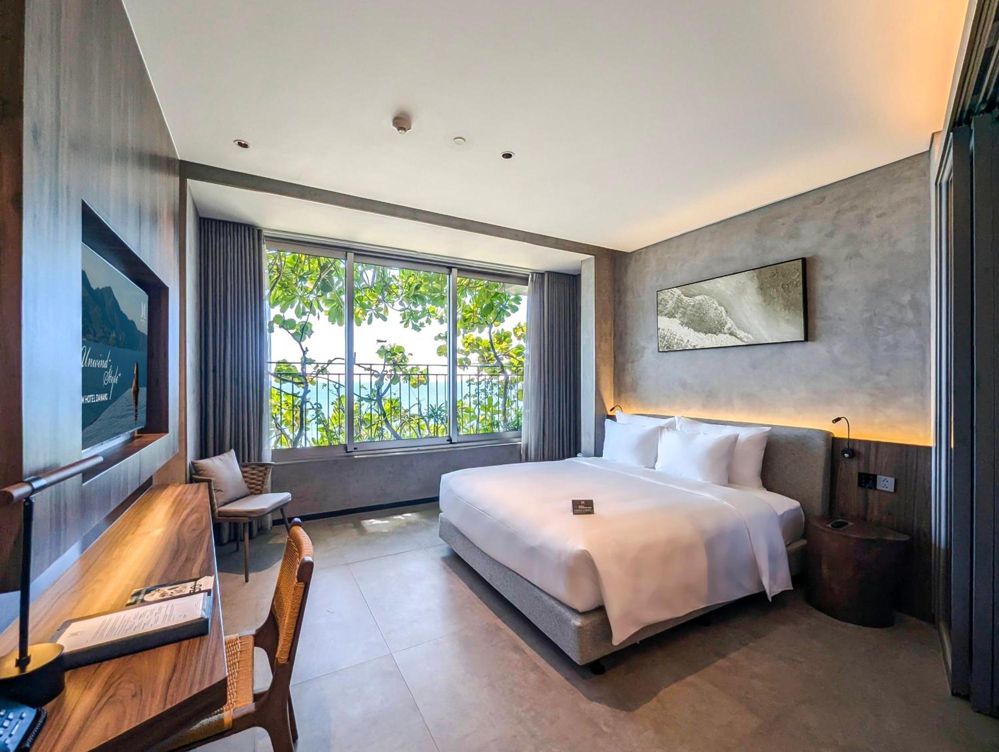 Hotel M
