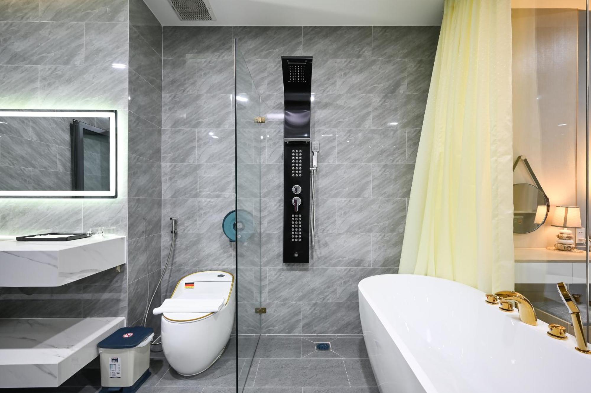 Khách sạn Sunrise Airport 3*