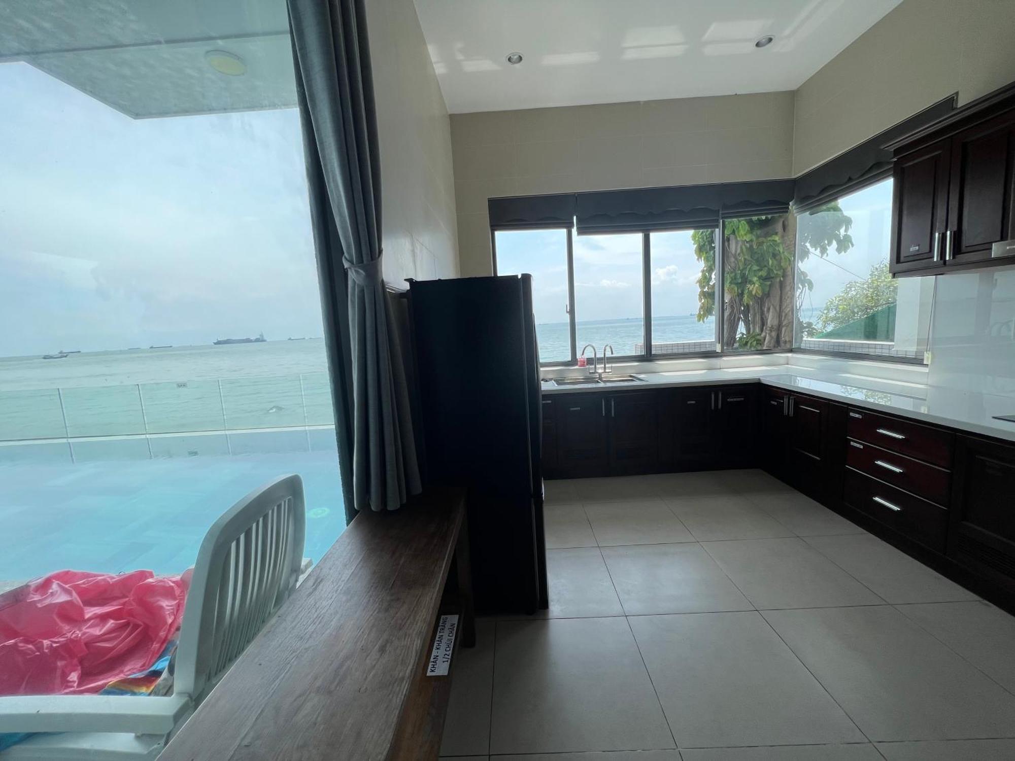 Nancy White Palace * Vung Tau