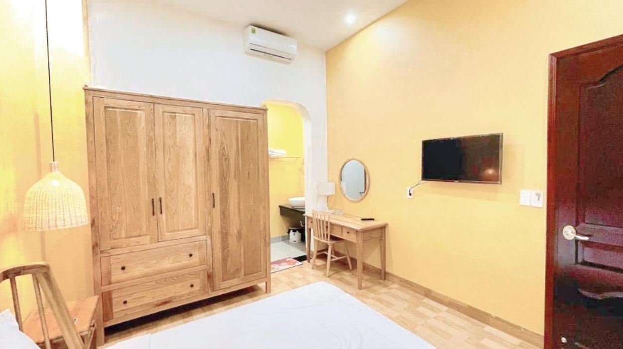 Villa Hoang My - 8 Phong Ngu Bai Sau - Free Bida Karoke *