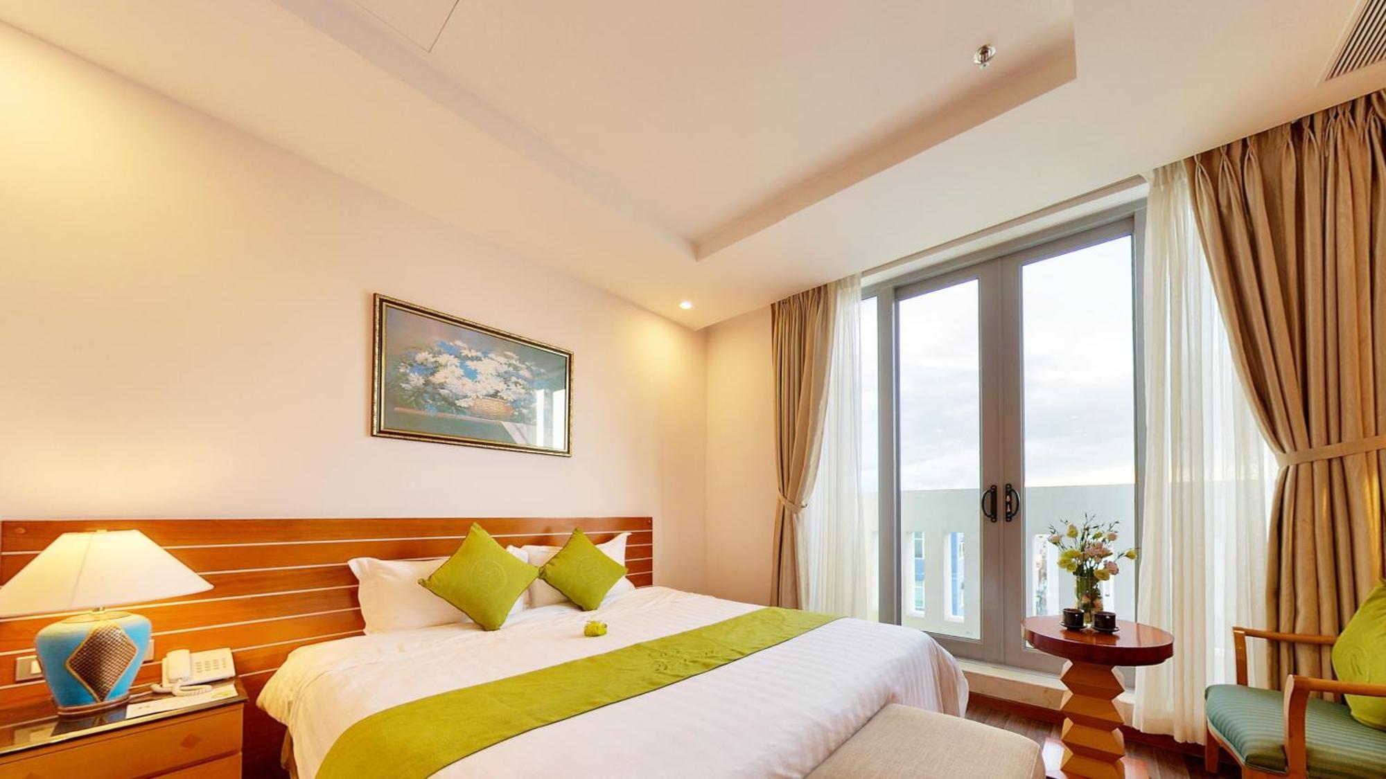 Ronal Apartment *