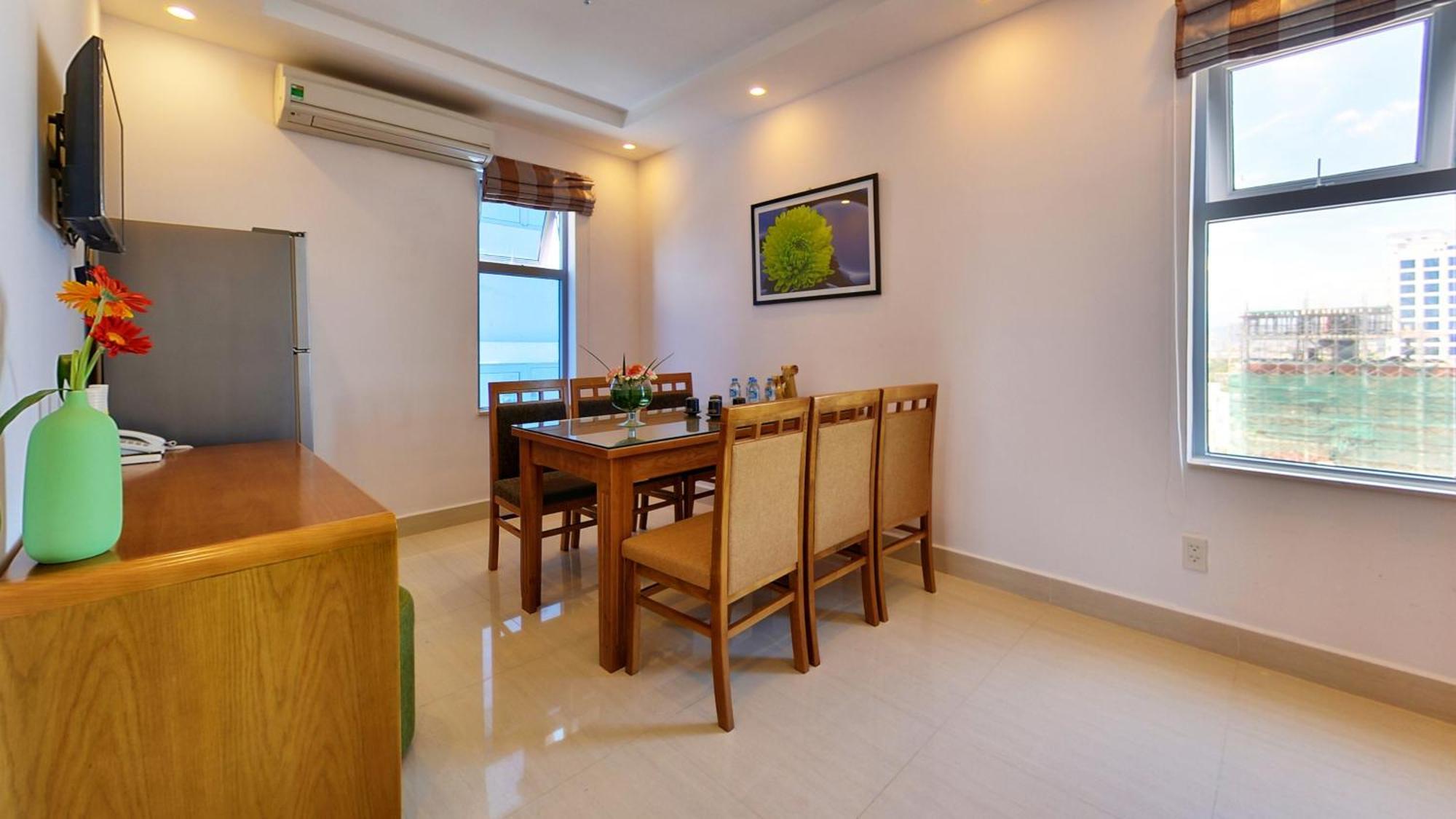 Ronal Apartment