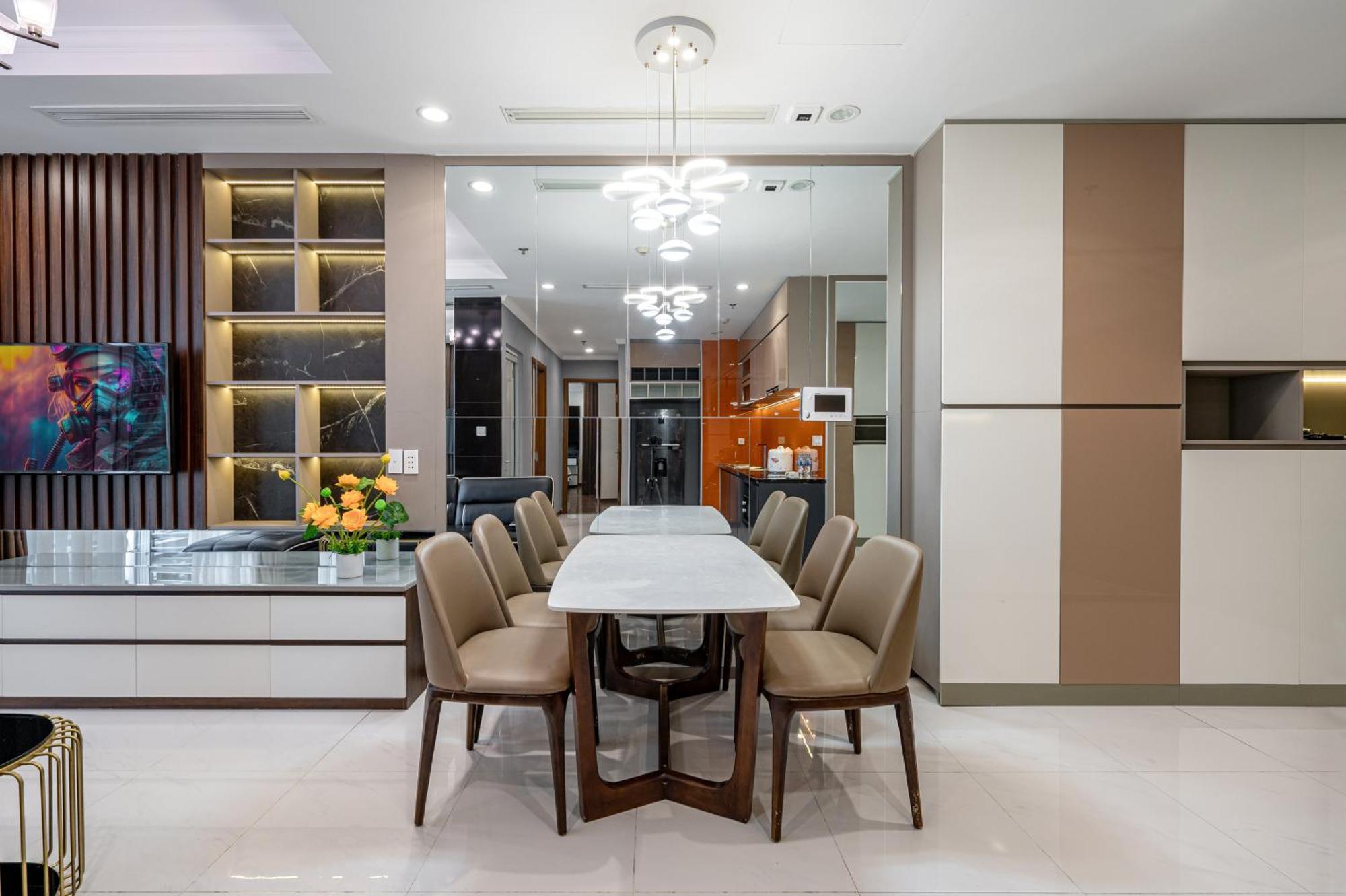 Vinhome Park Apartment *