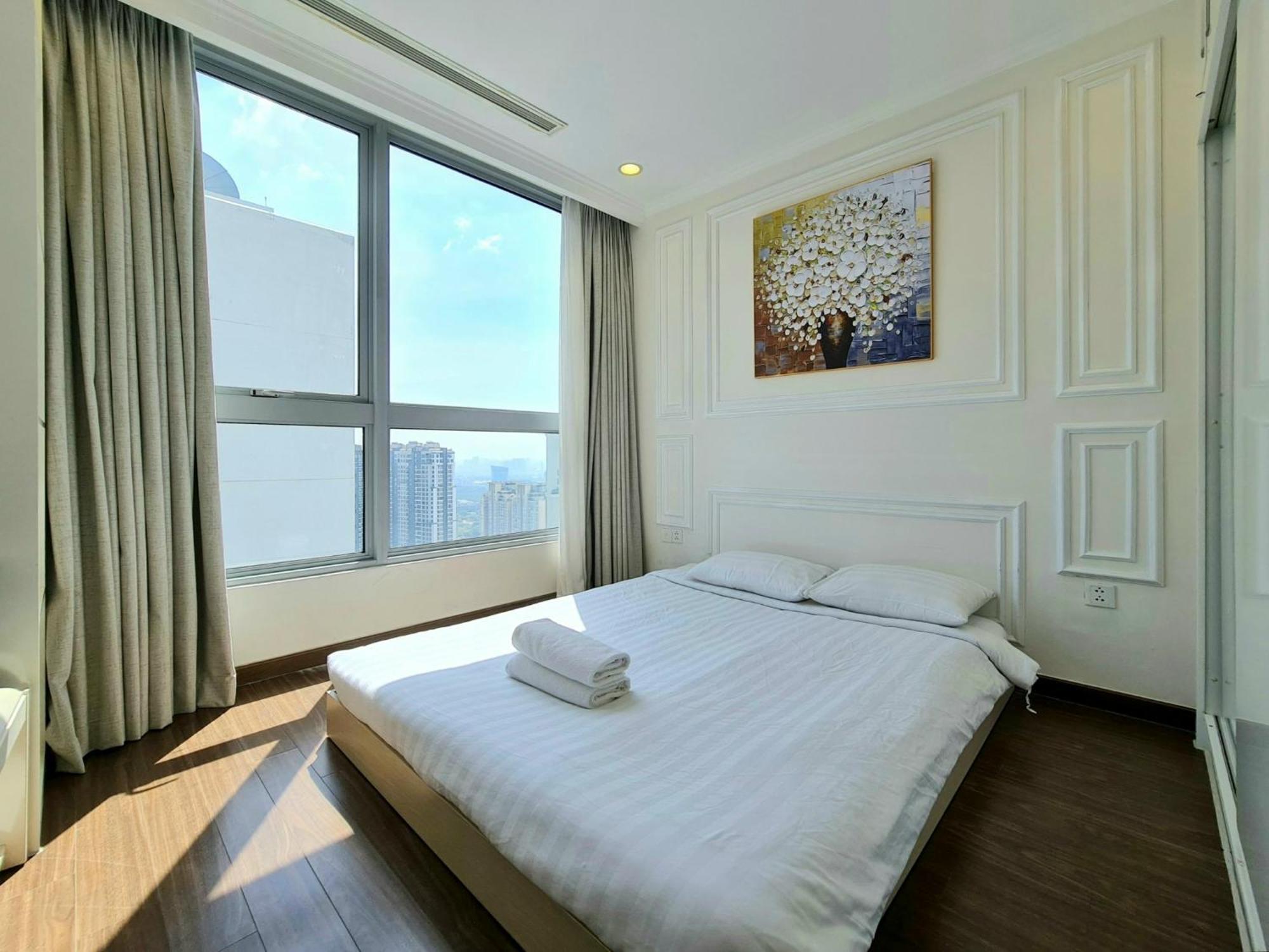 Vinhome Park * Ho Chi Minh City