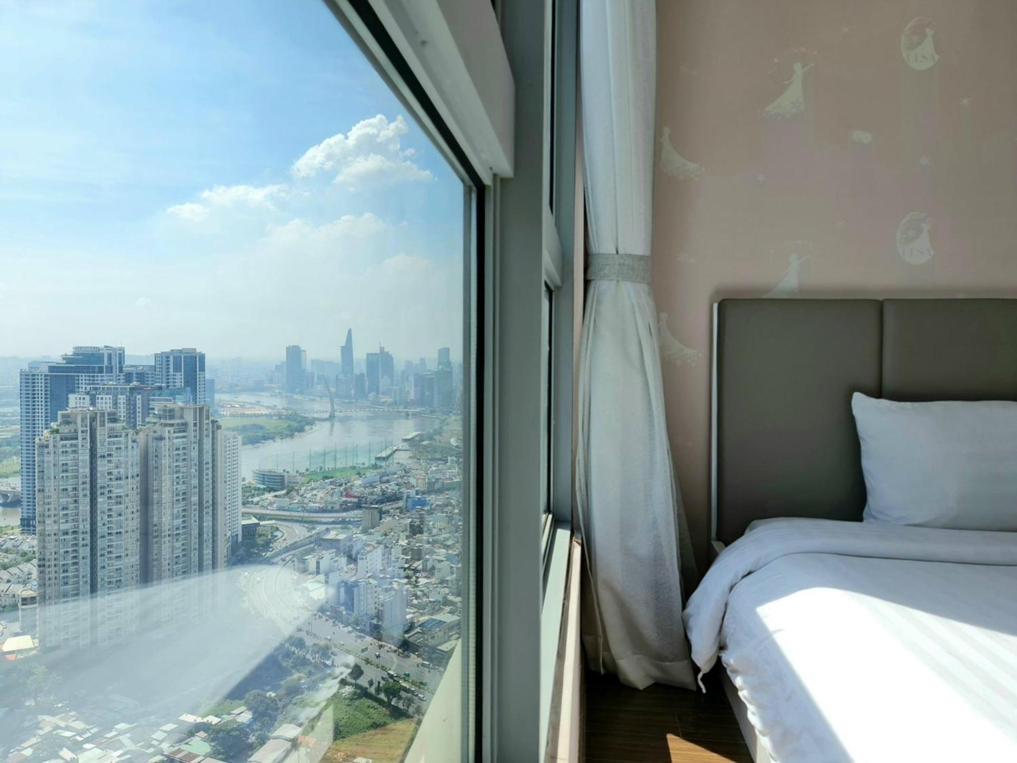 Apartment Vinhome Park *