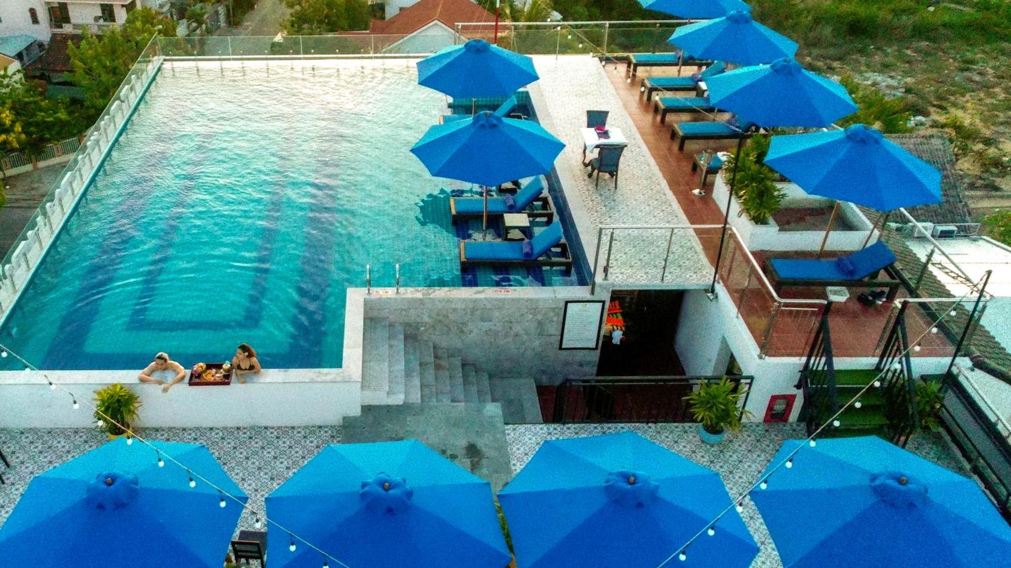 Qualia De - Rooftop Bar View Hotel Hoi An