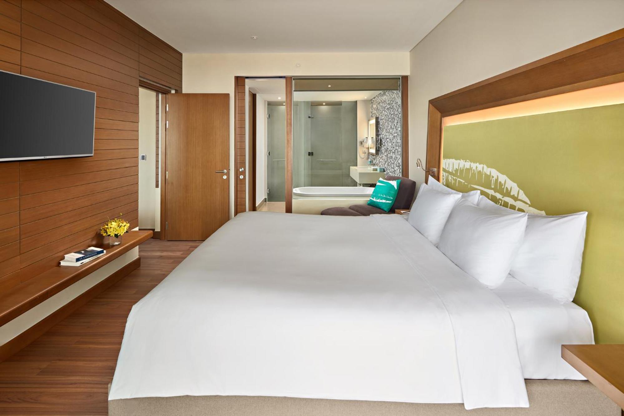 Novotel Premier River