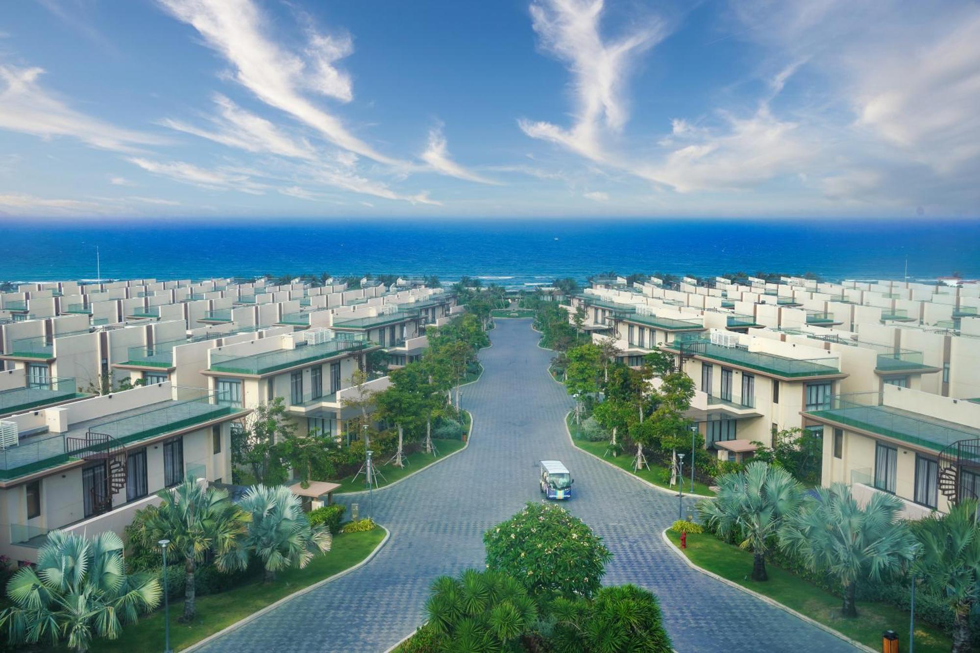 Seascape In Long Resort Cam Ranh
